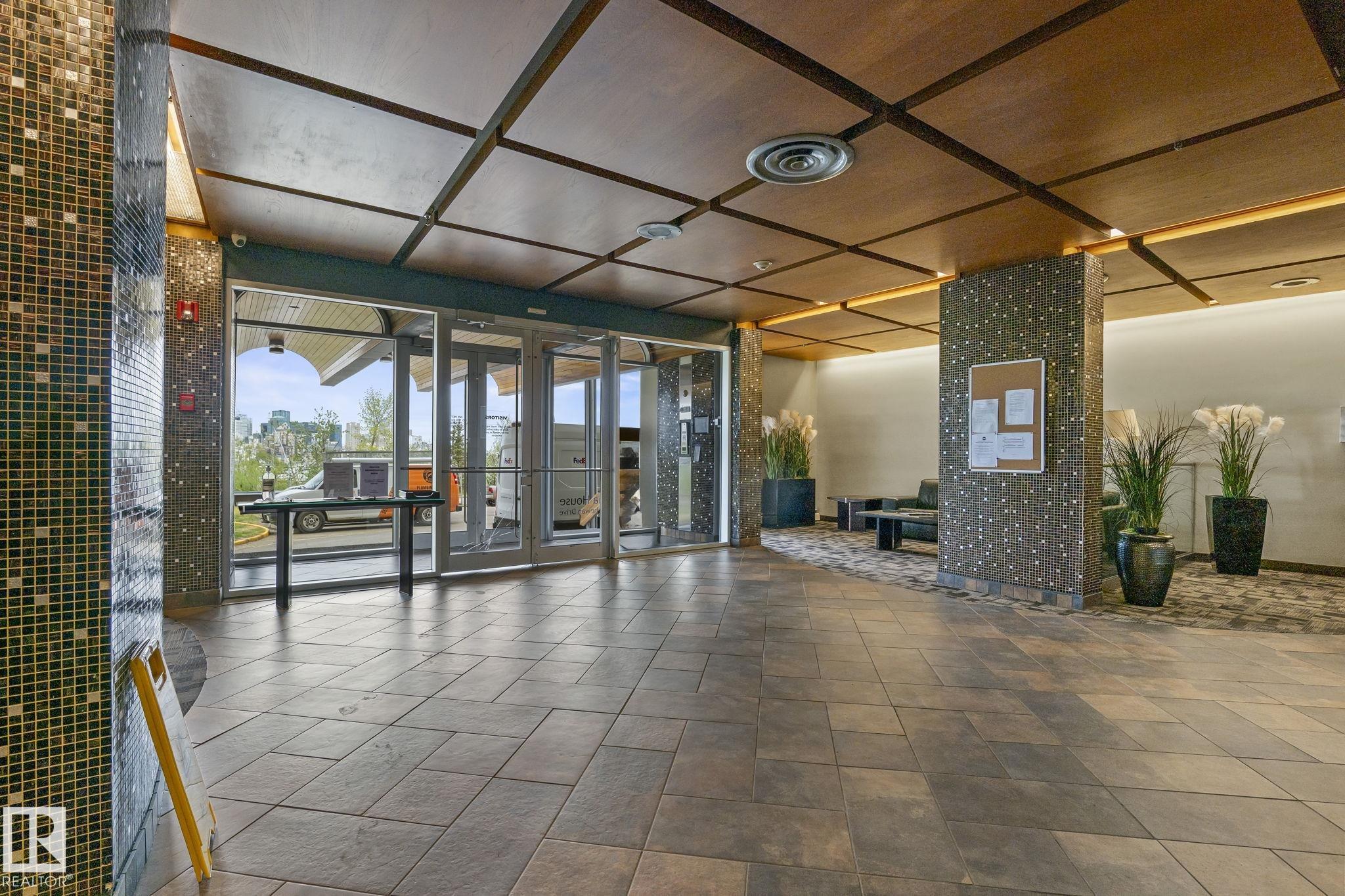 Photo 14 at 2004 - 10883 Saskatchewan Drive NW, Garneau, Edmonton