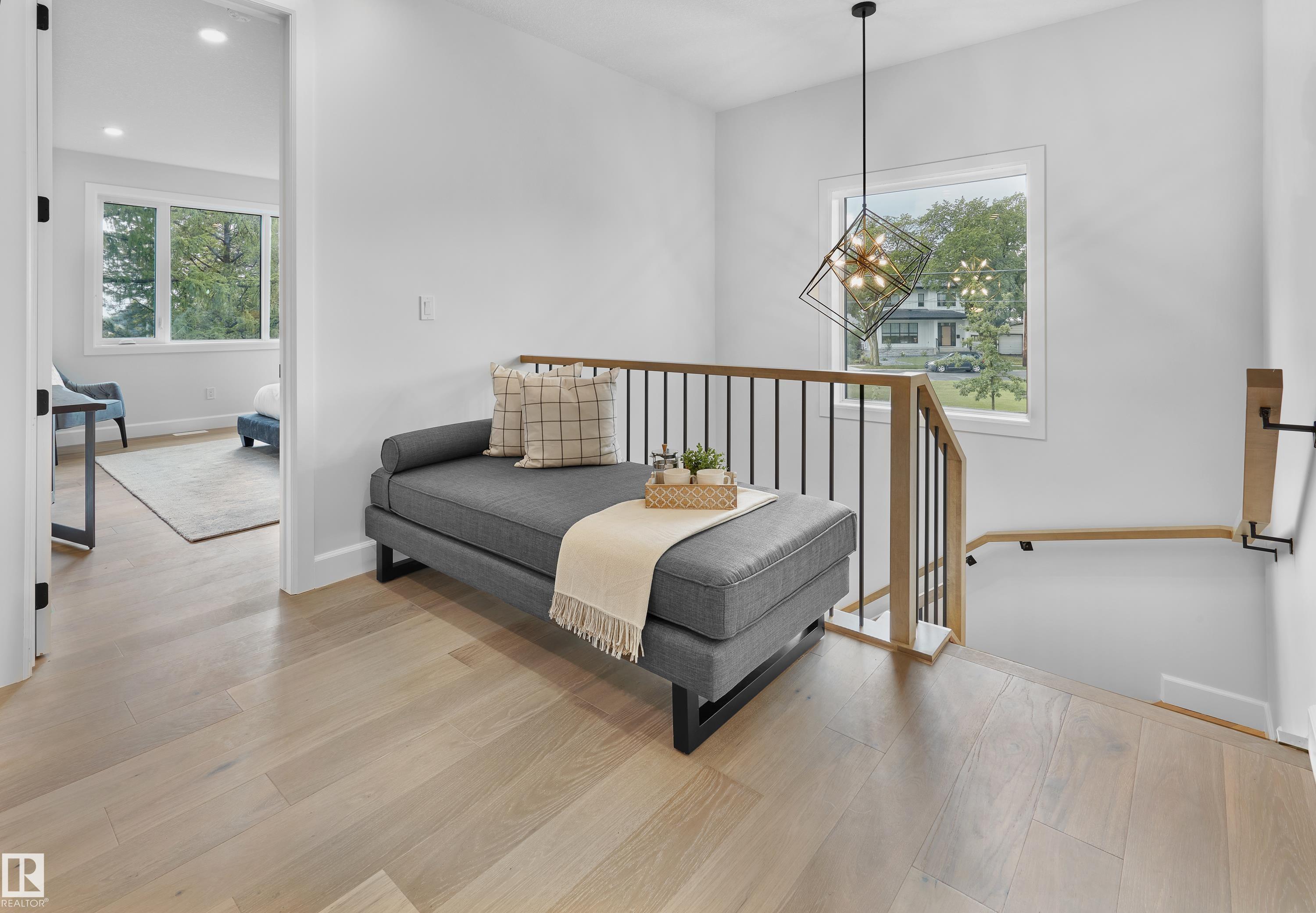 Photo 15 at 6003 107 Street NW, Pleasantview, Edmonton