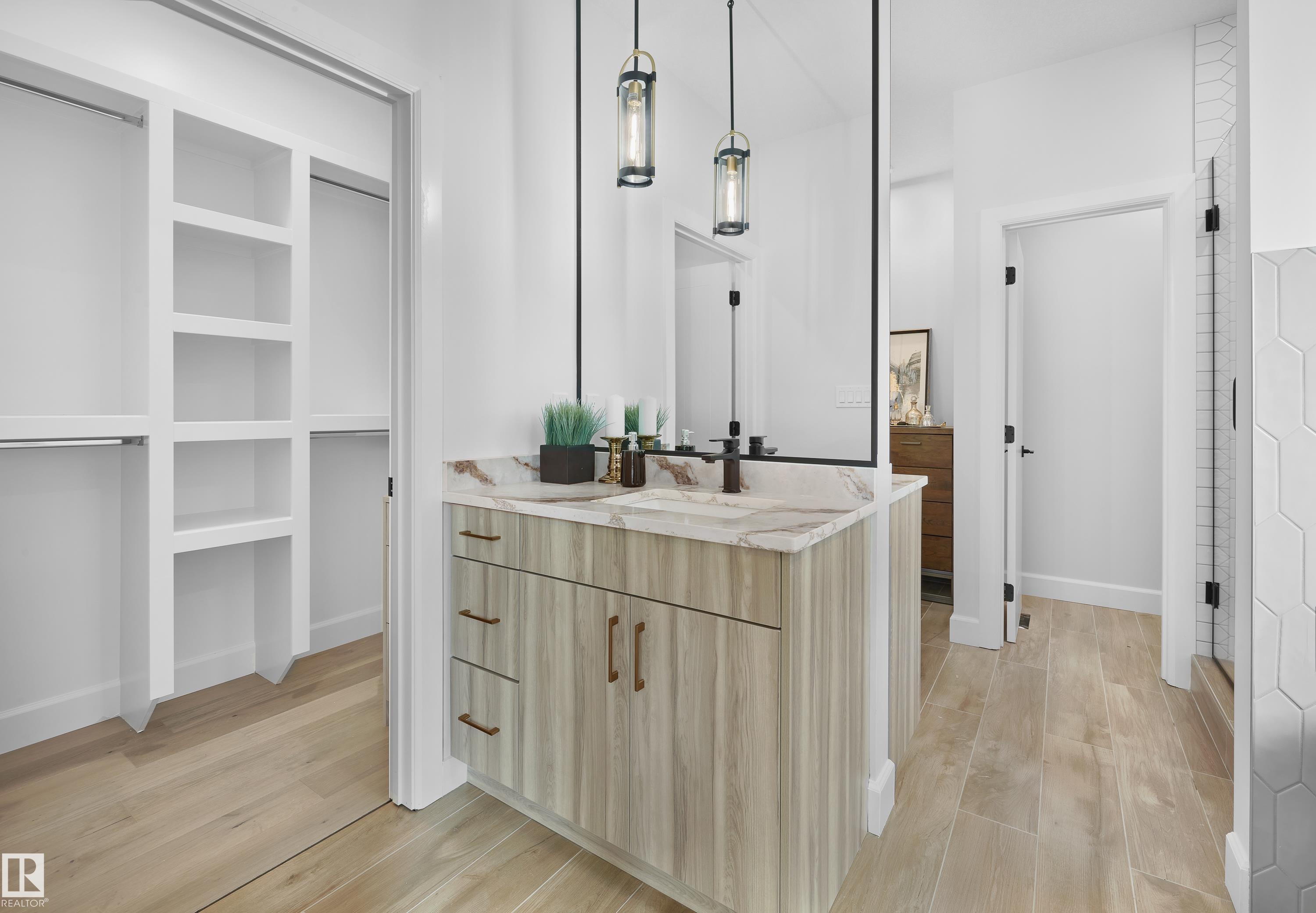 Photo 19 at 6003 107 Street NW, Pleasantview, Edmonton