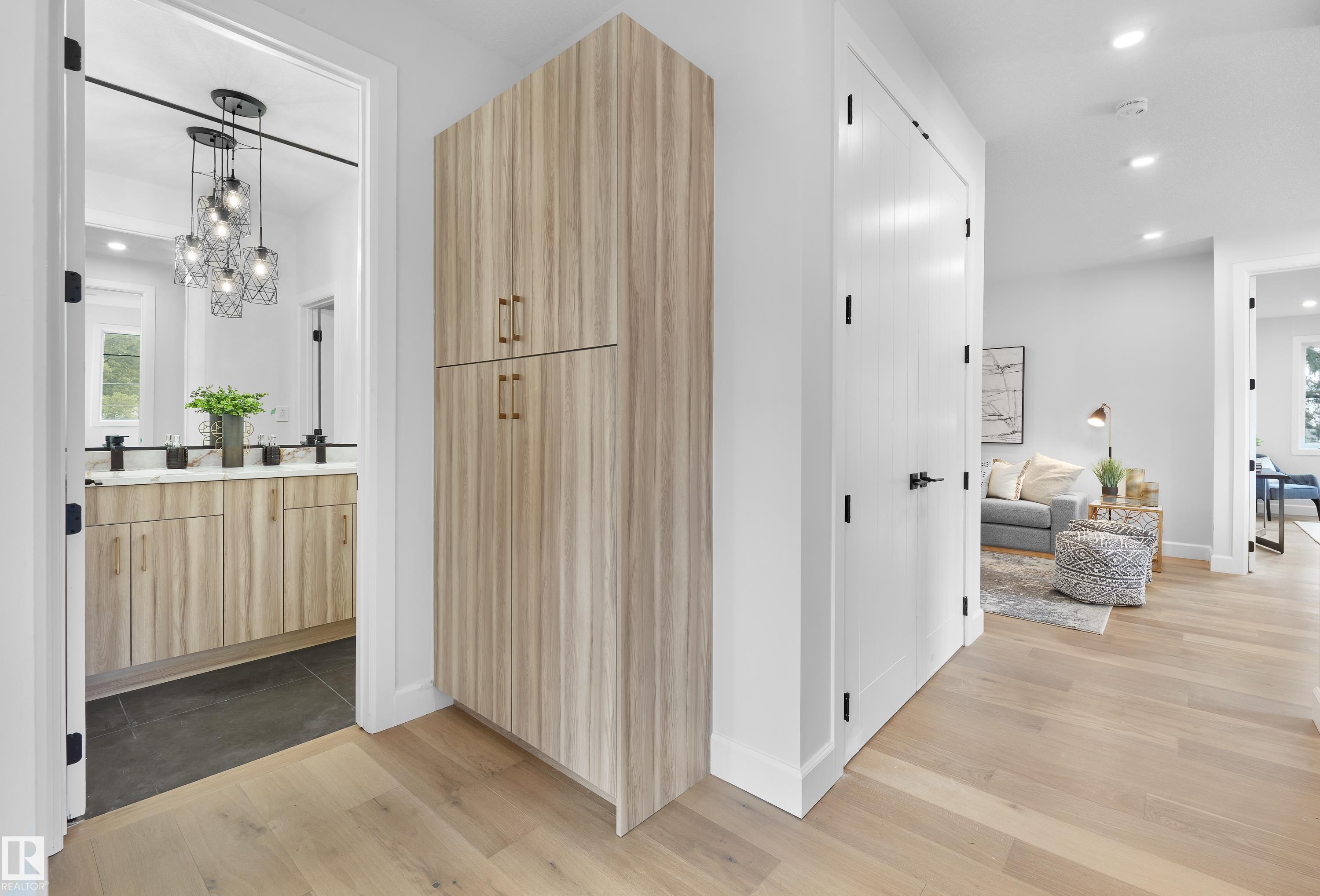 Photo 22 at 6003 107 Street NW, Pleasantview, Edmonton