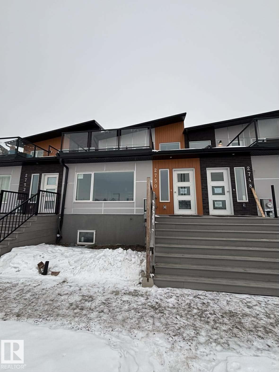 https://zimg.paragon.ice.com/ParagonImages/Property/PM/RAE/225384798/11/0/0/1d0b52cc6628fee8038d48df4cb17cf6/1/2af9a6cdec1a74bd38e2ace356a36816/225384798-34471286-9cbf-4c70-bc23-ffebda0aac51.JPG