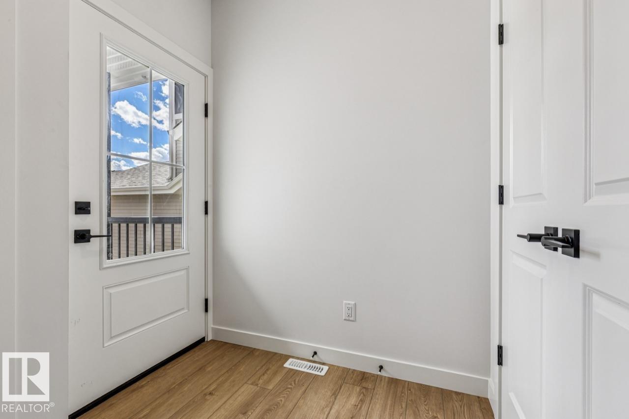 Picture for 22404 90 AV NW