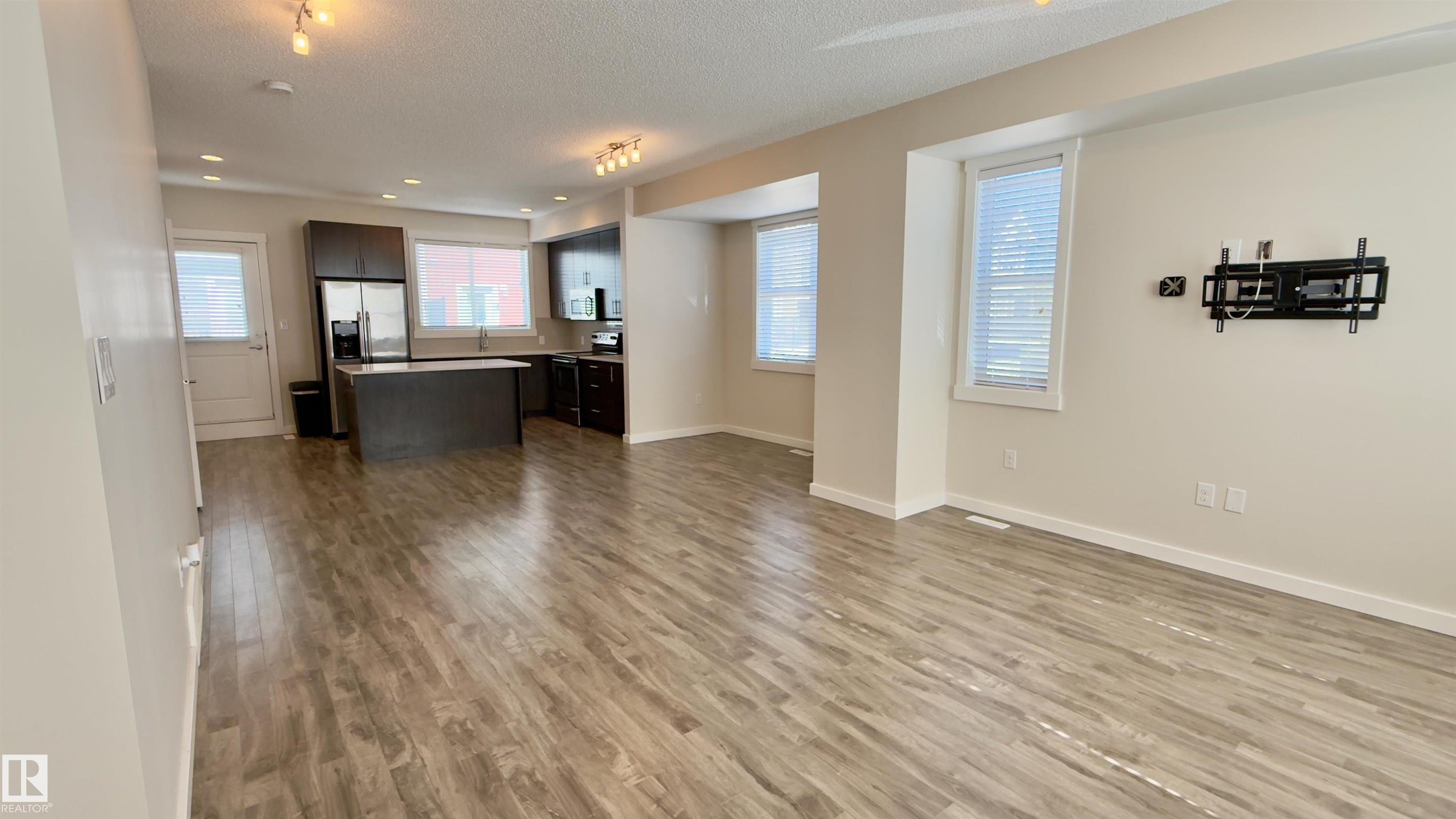 Photo 10 at 96 - 903 Crystallina Nera Way NW, Crystallina Nera West, Edmonton