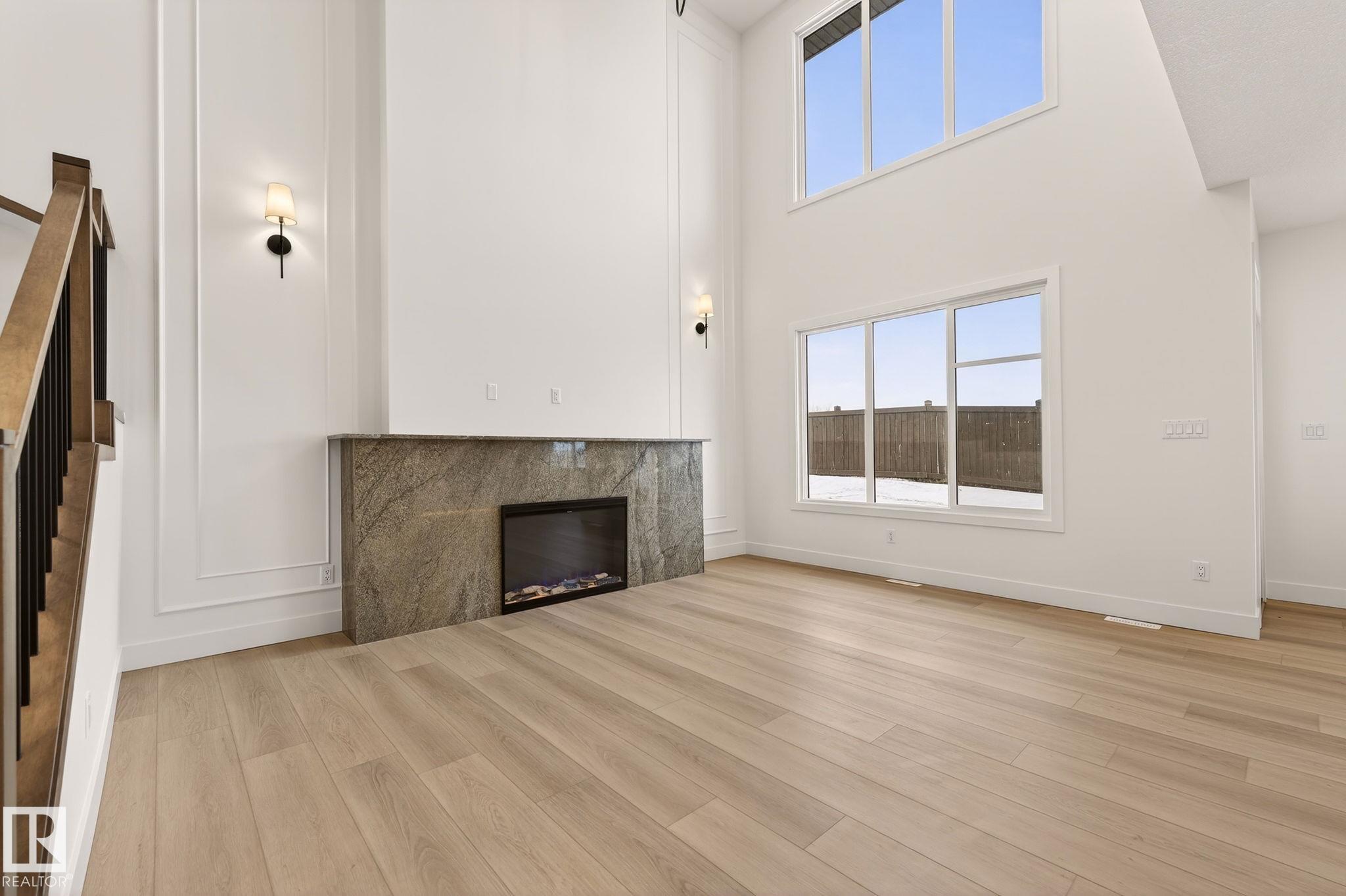 Photo 20 at 9 Elwyck Gate, Fenwyck, Spruce Grove