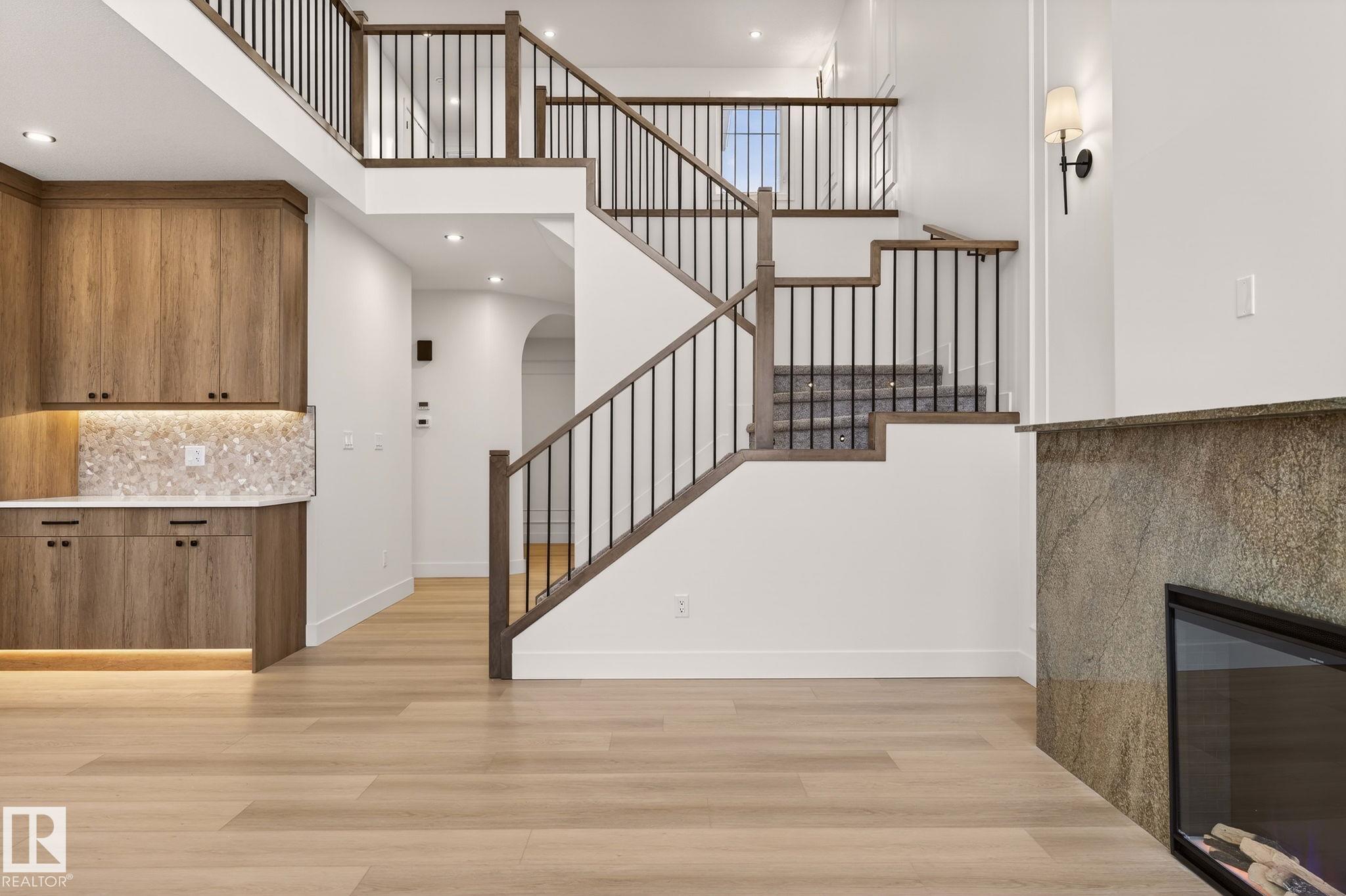 Photo 24 at 9 Elwyck Gate, Fenwyck, Spruce Grove