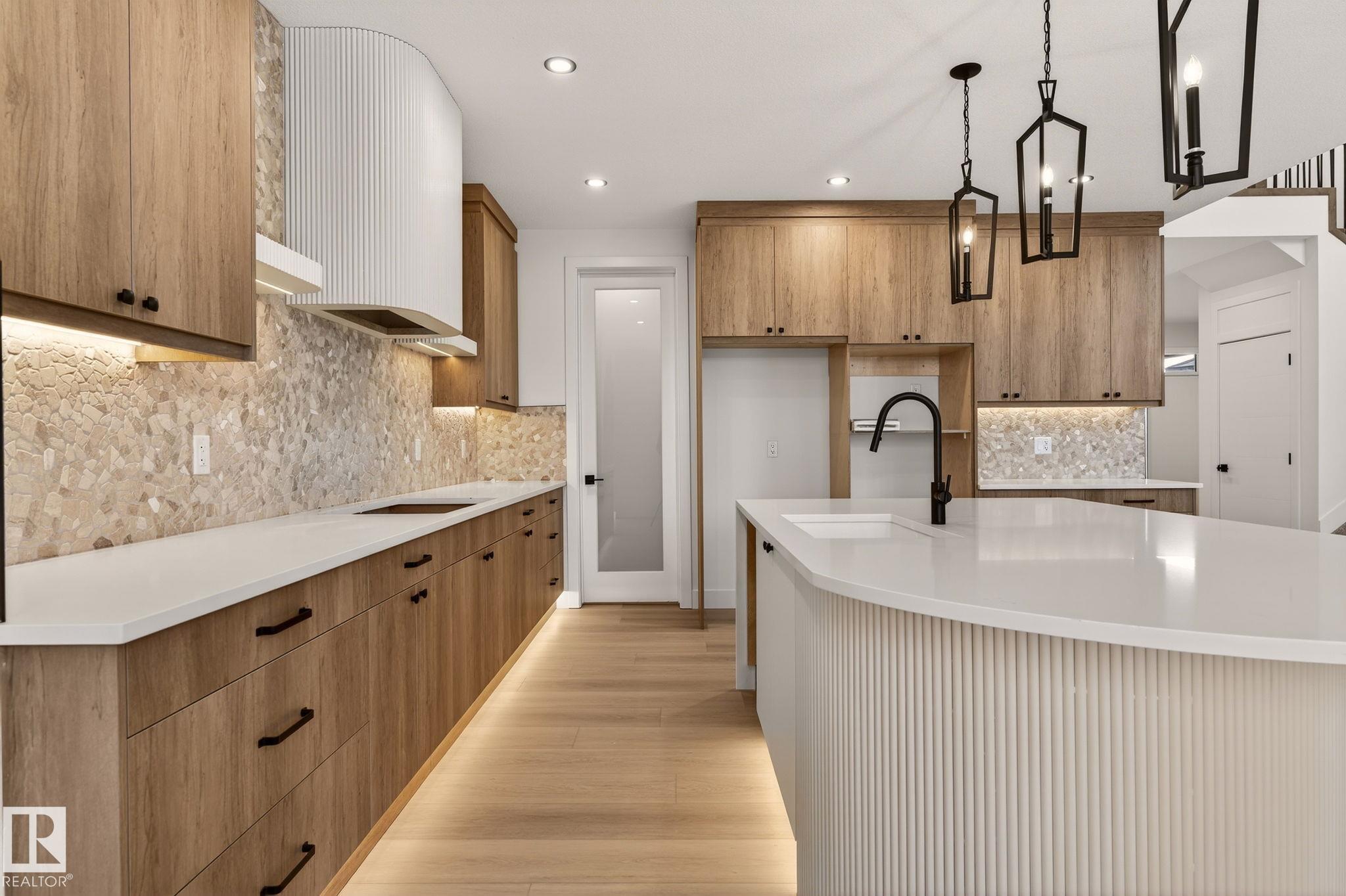 Photo 29 at 9 Elwyck Gate, Fenwyck, Spruce Grove