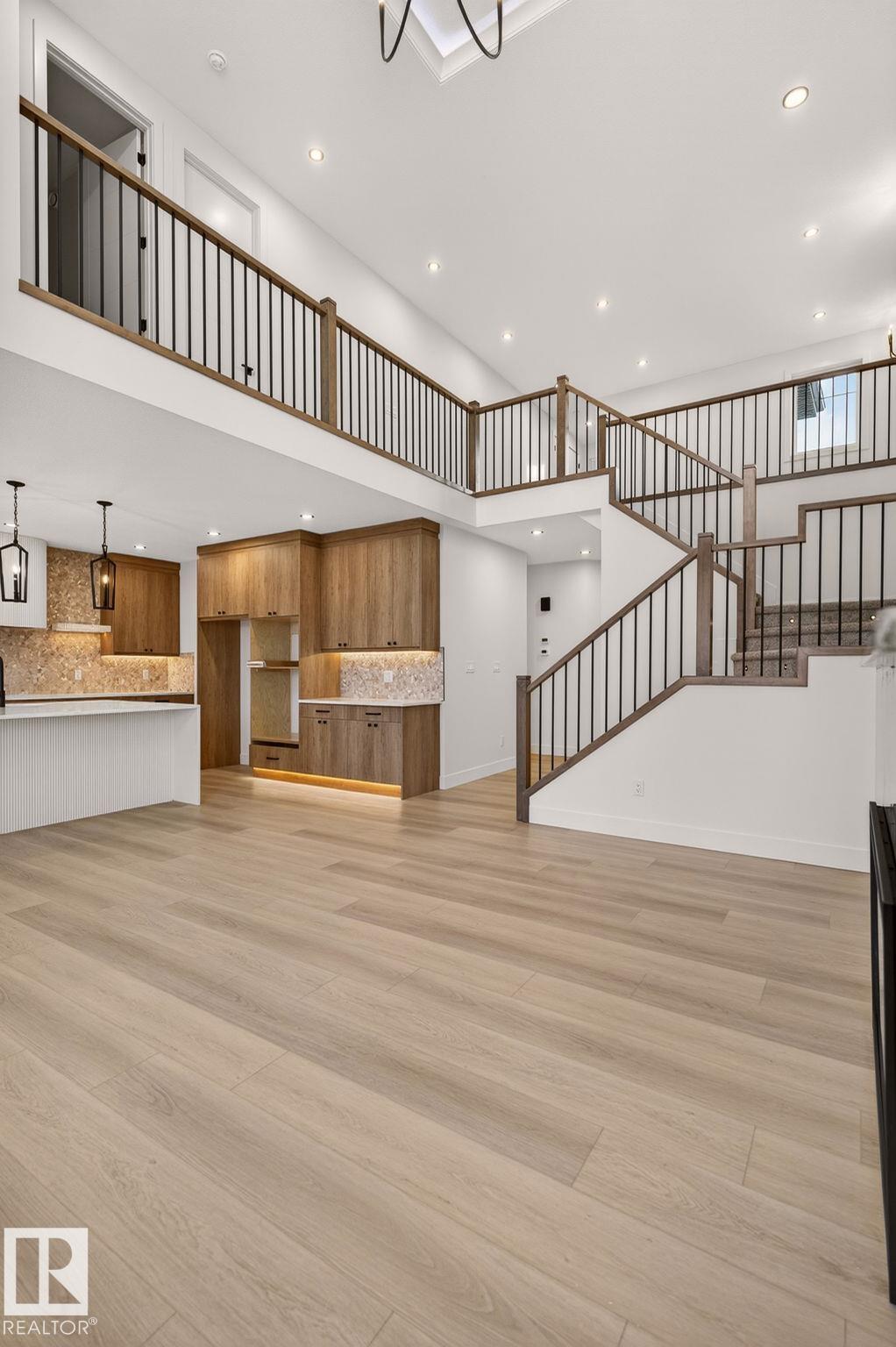 Photo 43 at 9 Elwyck Gate, Fenwyck, Spruce Grove