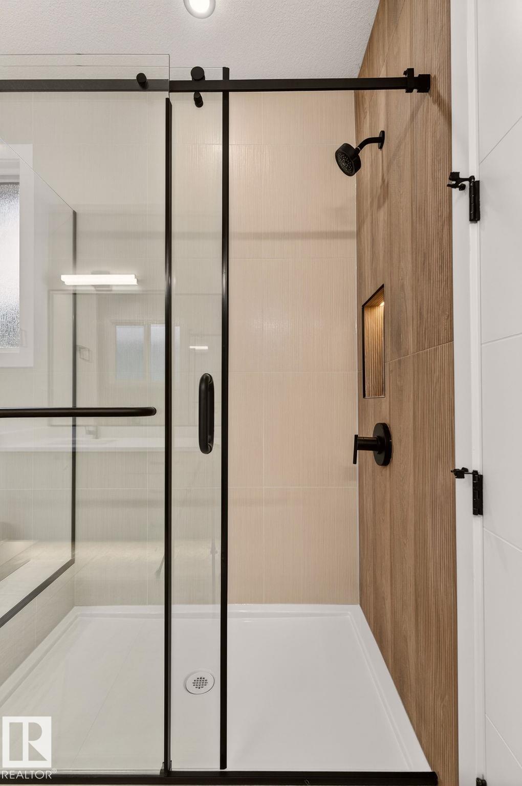 Photo 60 at 9 Elwyck Gate, Fenwyck, Spruce Grove