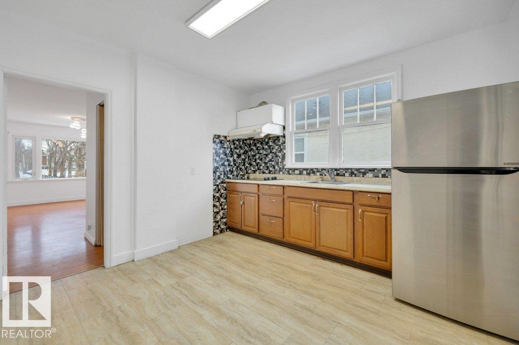 Photo 9 at 10844 97 Street NW, Mccauley, Edmonton