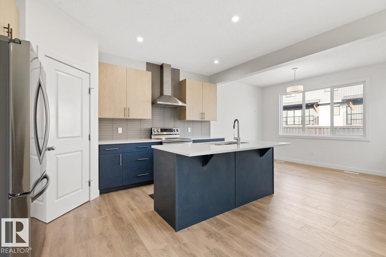 Picture for 22124 94 AV NW