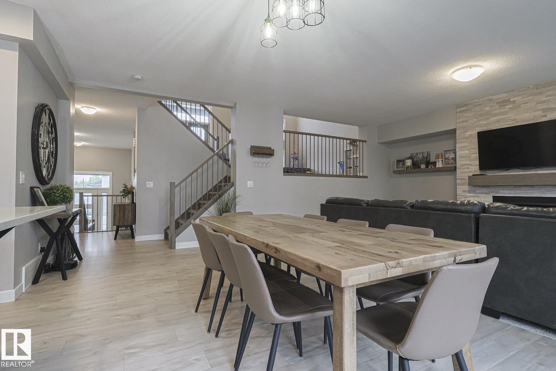 Photo 11 at 2011 201 Street NW, Stillwater, Edmonton