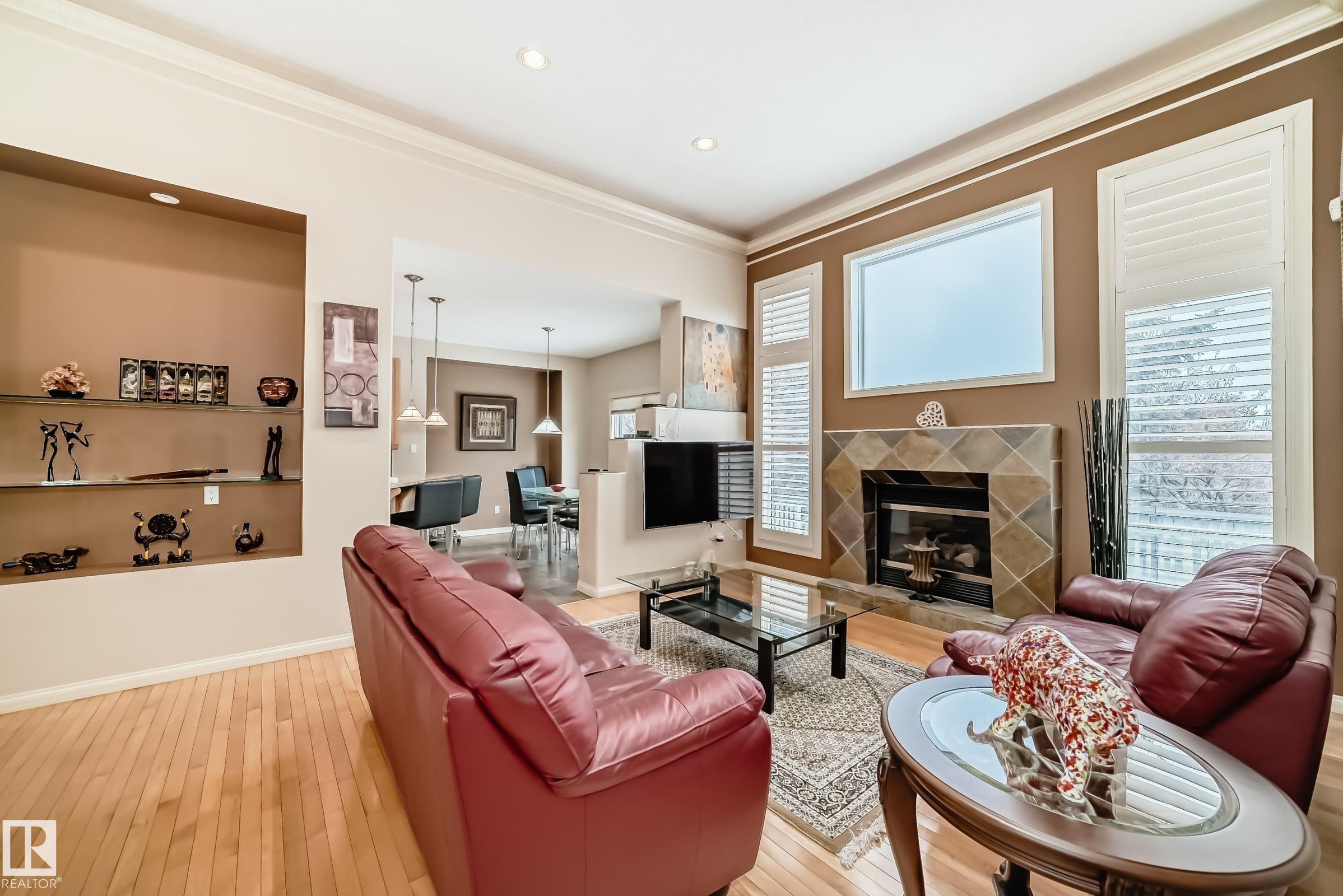 Photo 13 at 241 Darlington Crescent NW, Donsdale, Edmonton