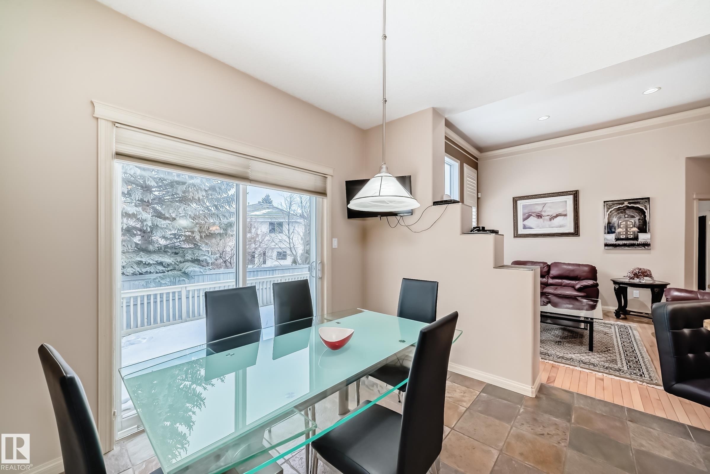 Photo 23 at 241 Darlington Crescent NW, Donsdale, Edmonton