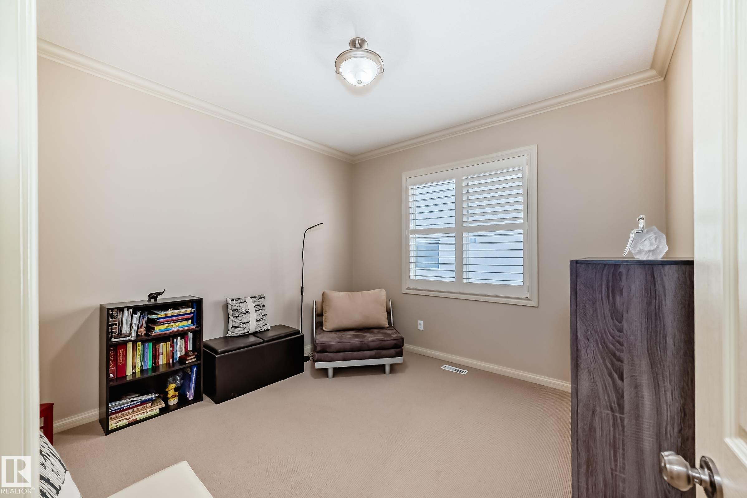 Photo 29 at 241 Darlington Crescent NW, Donsdale, Edmonton