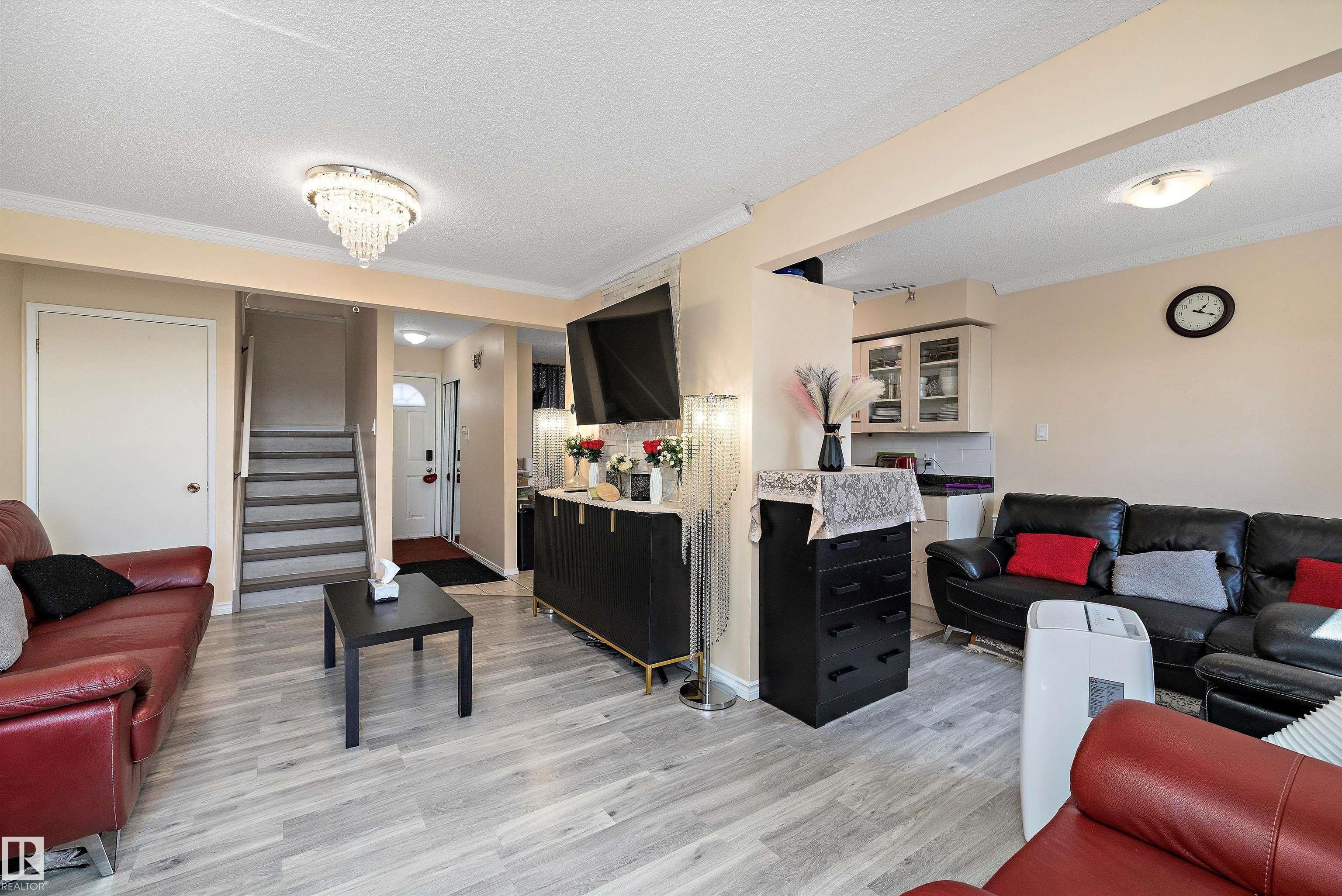 Photo 18 at 127 Cornell Court NW, Kilkenny, Edmonton