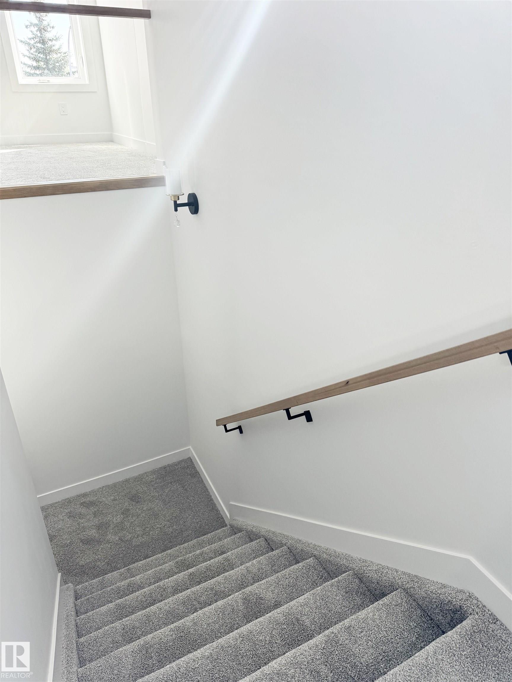 Photo 43 at 1312 35 Street NW, Crawford Plains, Edmonton