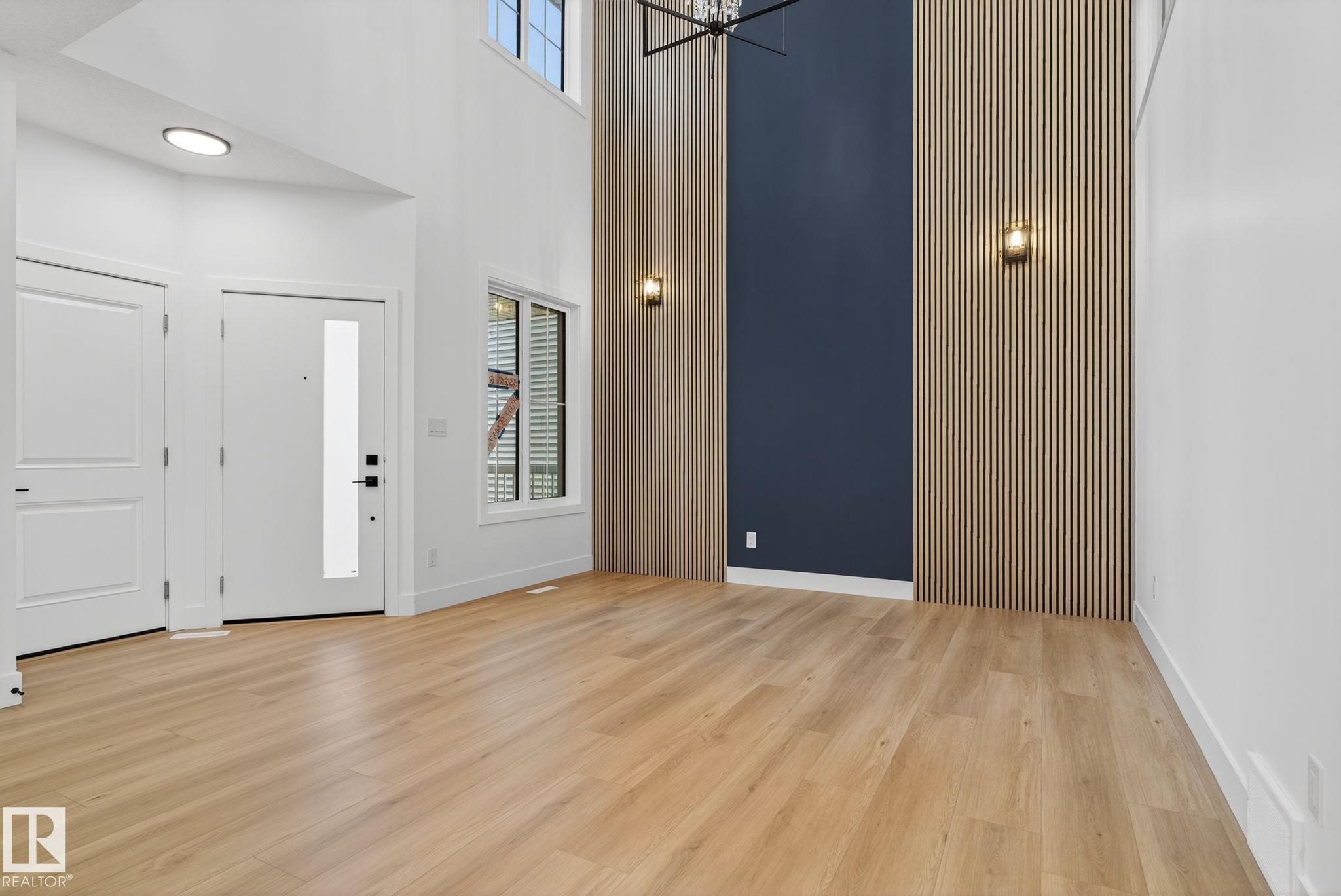 Photo 4 at 3508 6 Street NW, Maple Crest, Edmonton