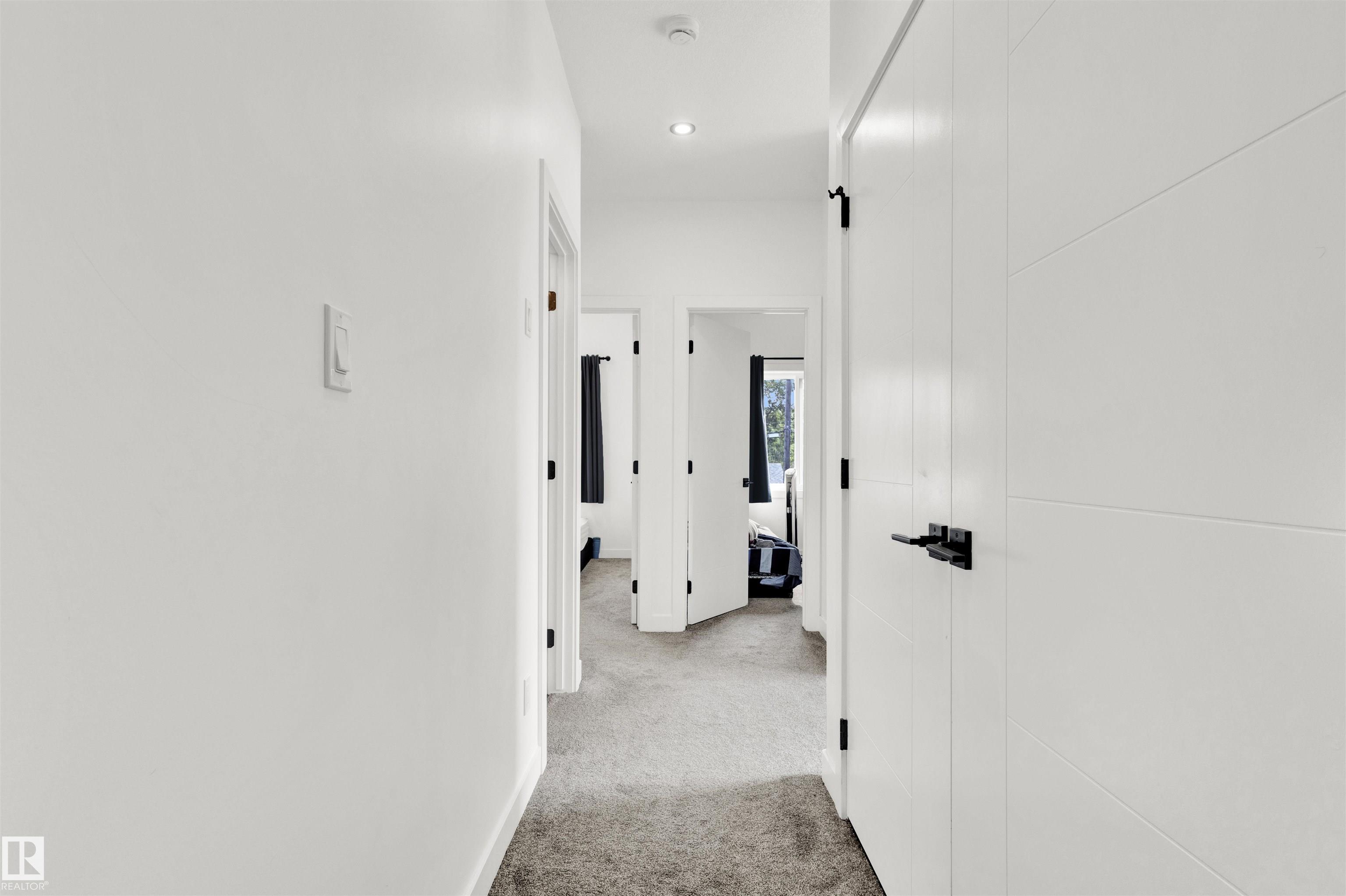 Photo 13 at 9559 85 Street NW, Holyrood, Edmonton