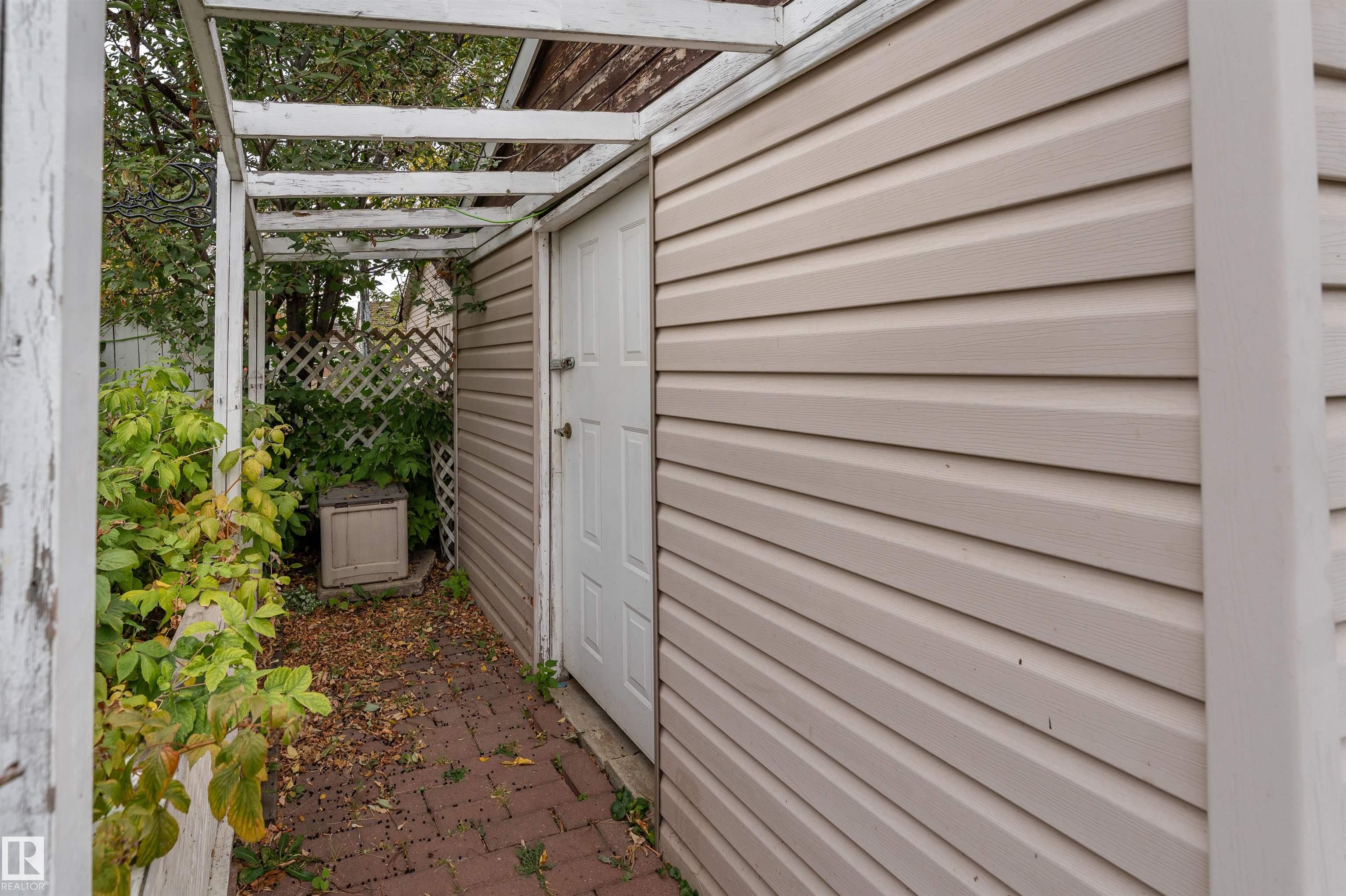 Photo 33 at 11539 101 Street NW, Spruce Avenue, Edmonton