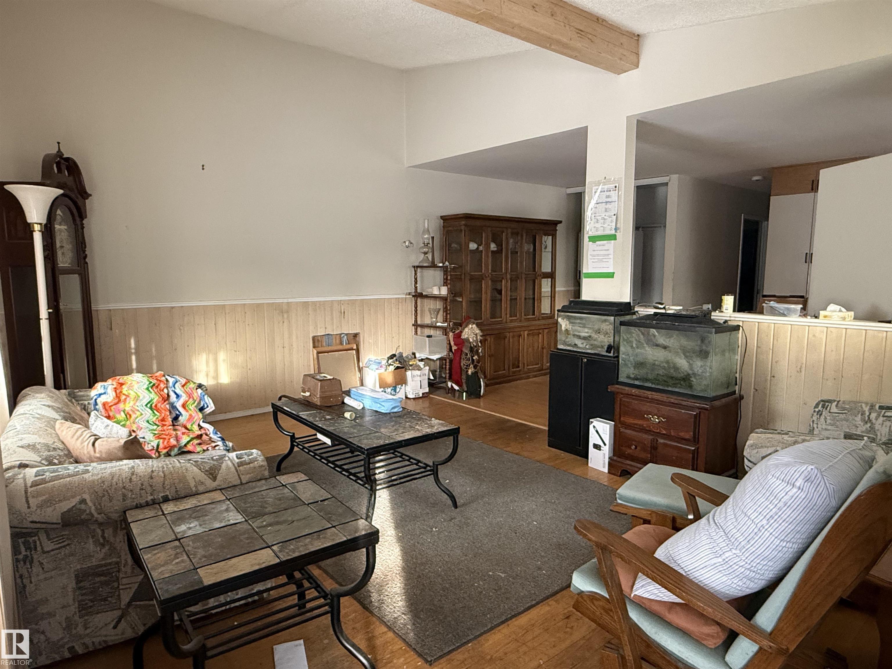 Photo 2 at 13107 82 Street NW, Balwin, Edmonton