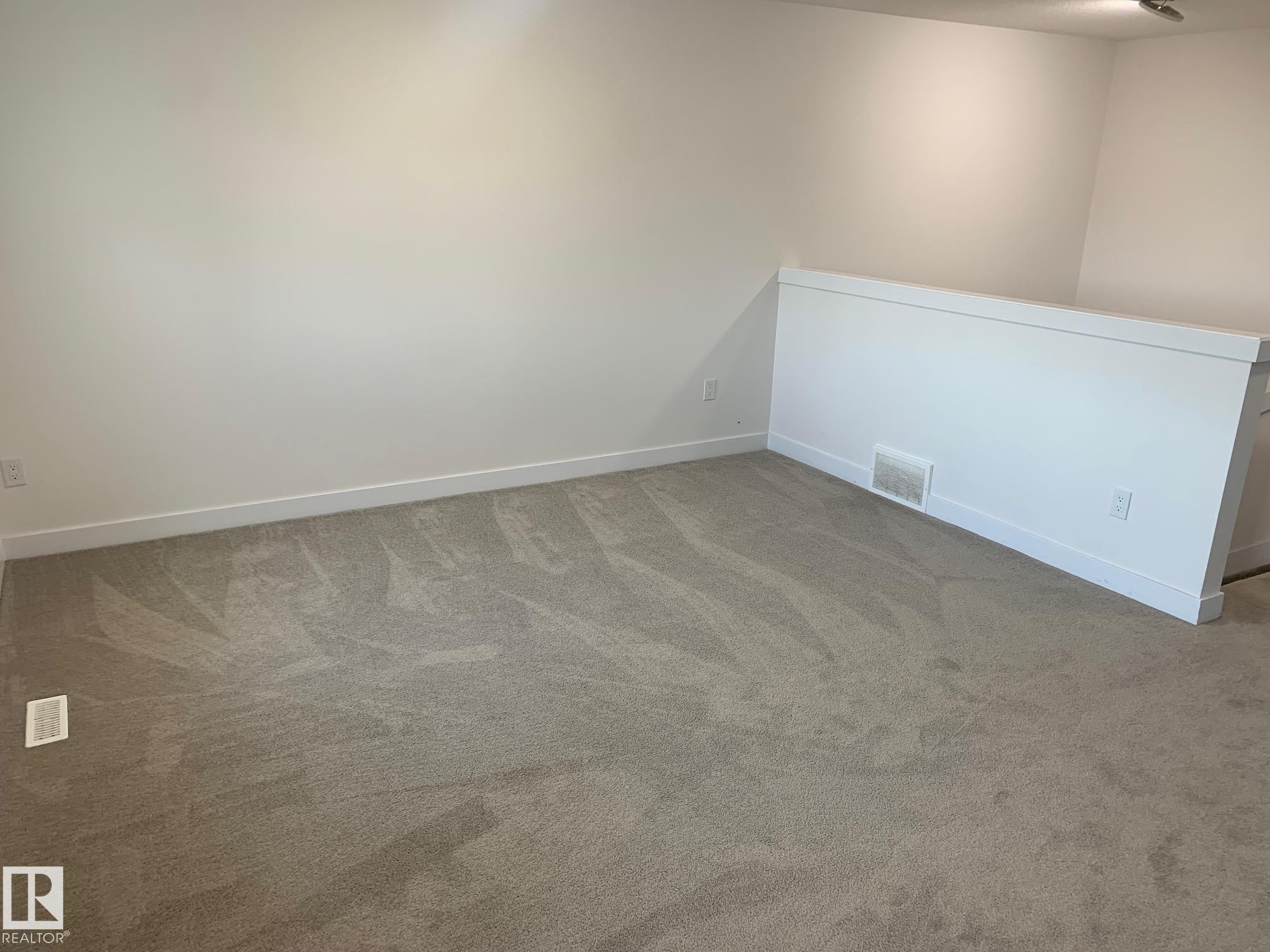 Photo 11 at 370 Edgemont Road NW, Edgemont, Edmonton