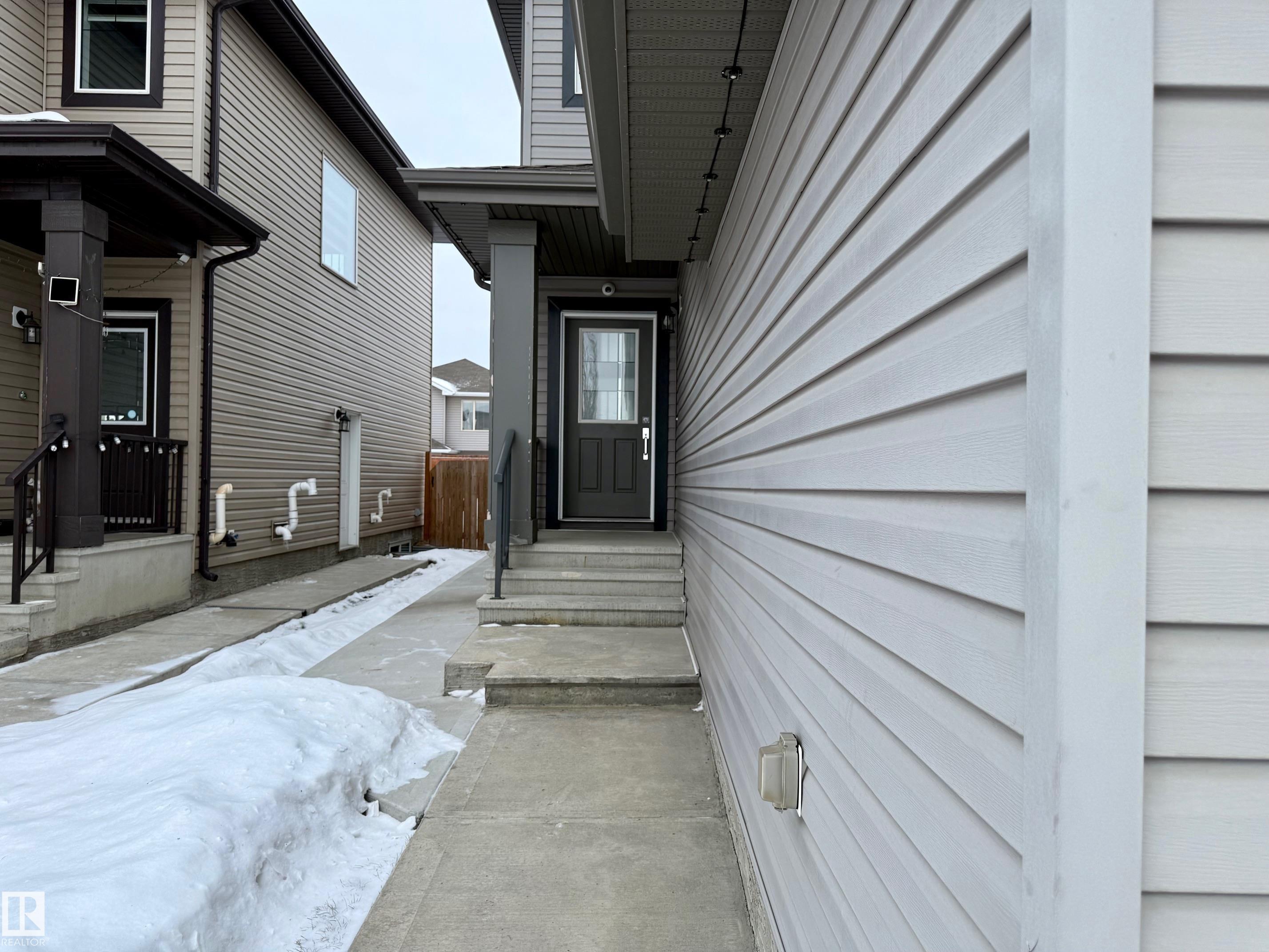 Photo 2 at 3016 12 Avenue NW, Laurel, Edmonton