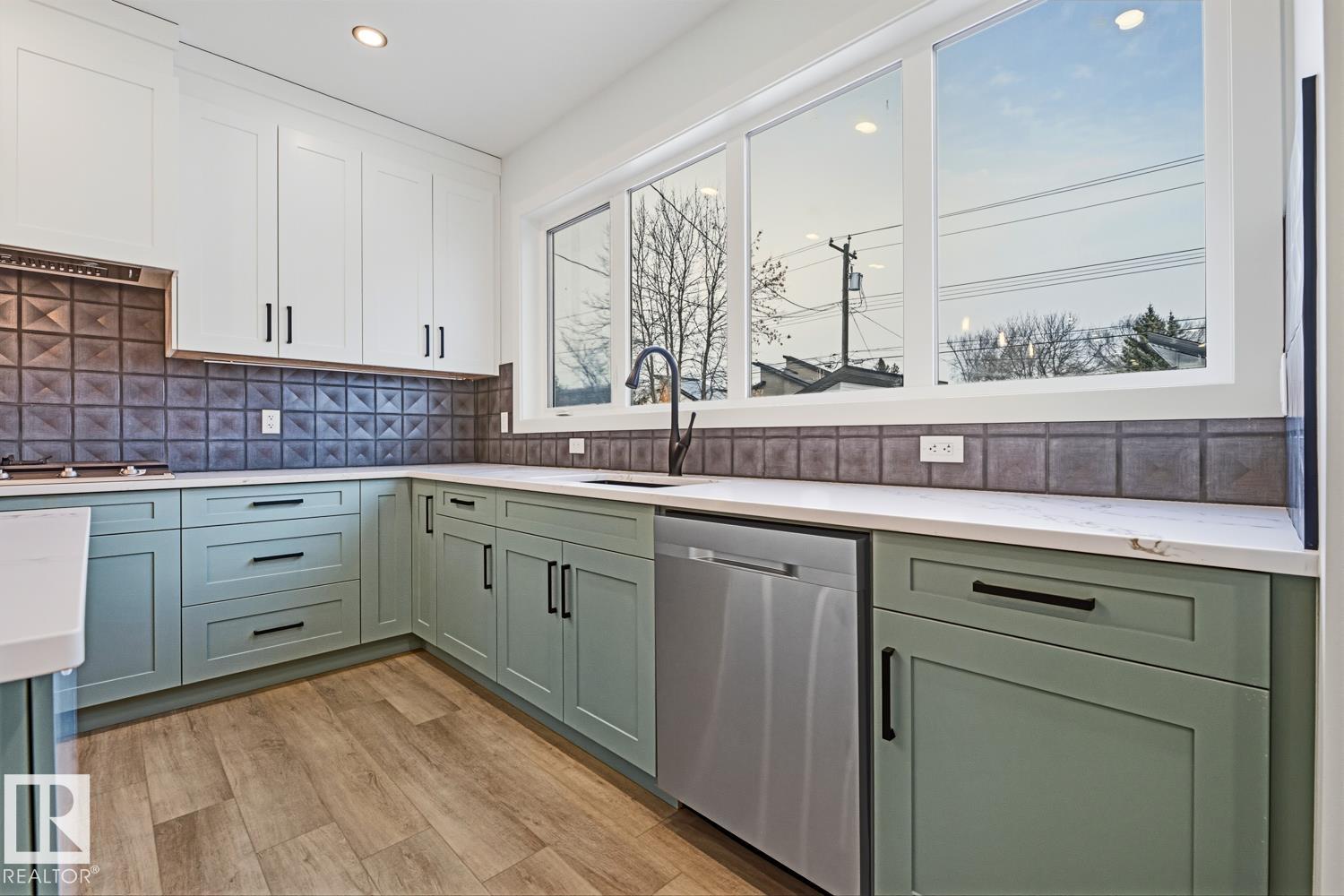 Photo 12 at 9627 152 Street NW, West Jasper Place, Edmonton