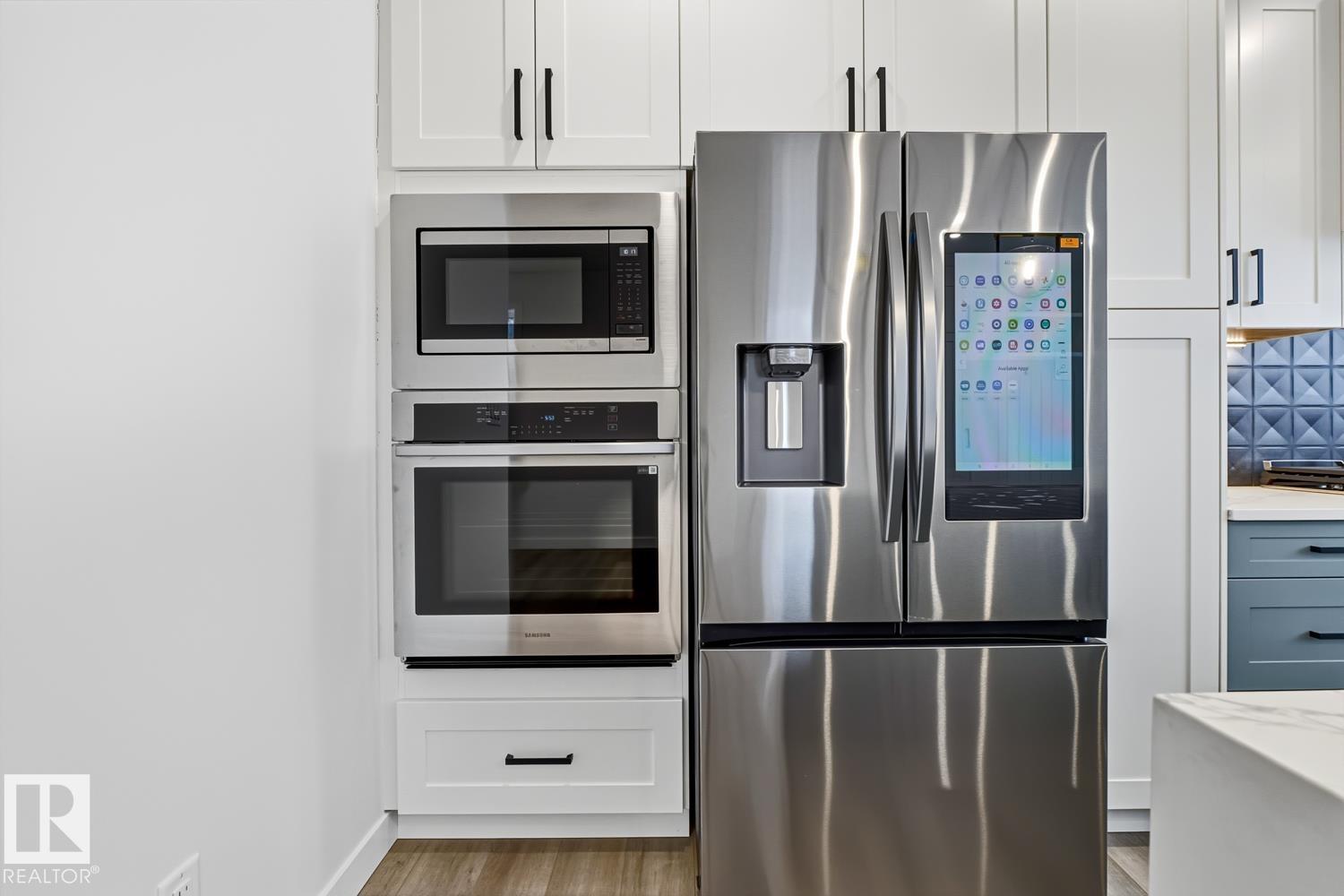 Photo 7 at 9627 152 Street NW, West Jasper Place, Edmonton