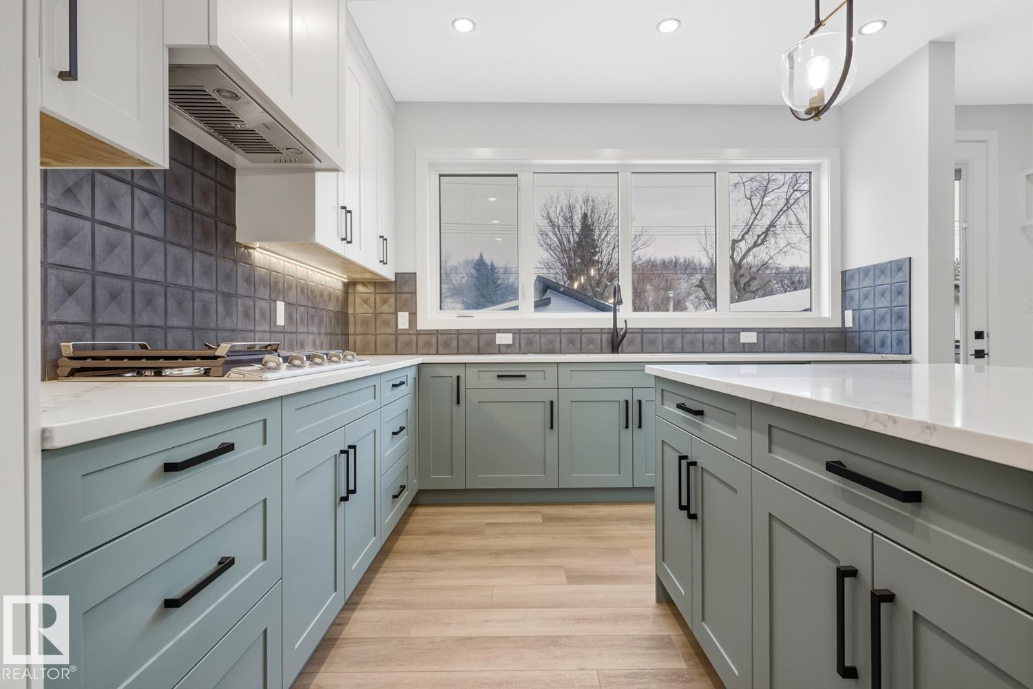 Photo 9 at 9627 152 Street NW, West Jasper Place, Edmonton