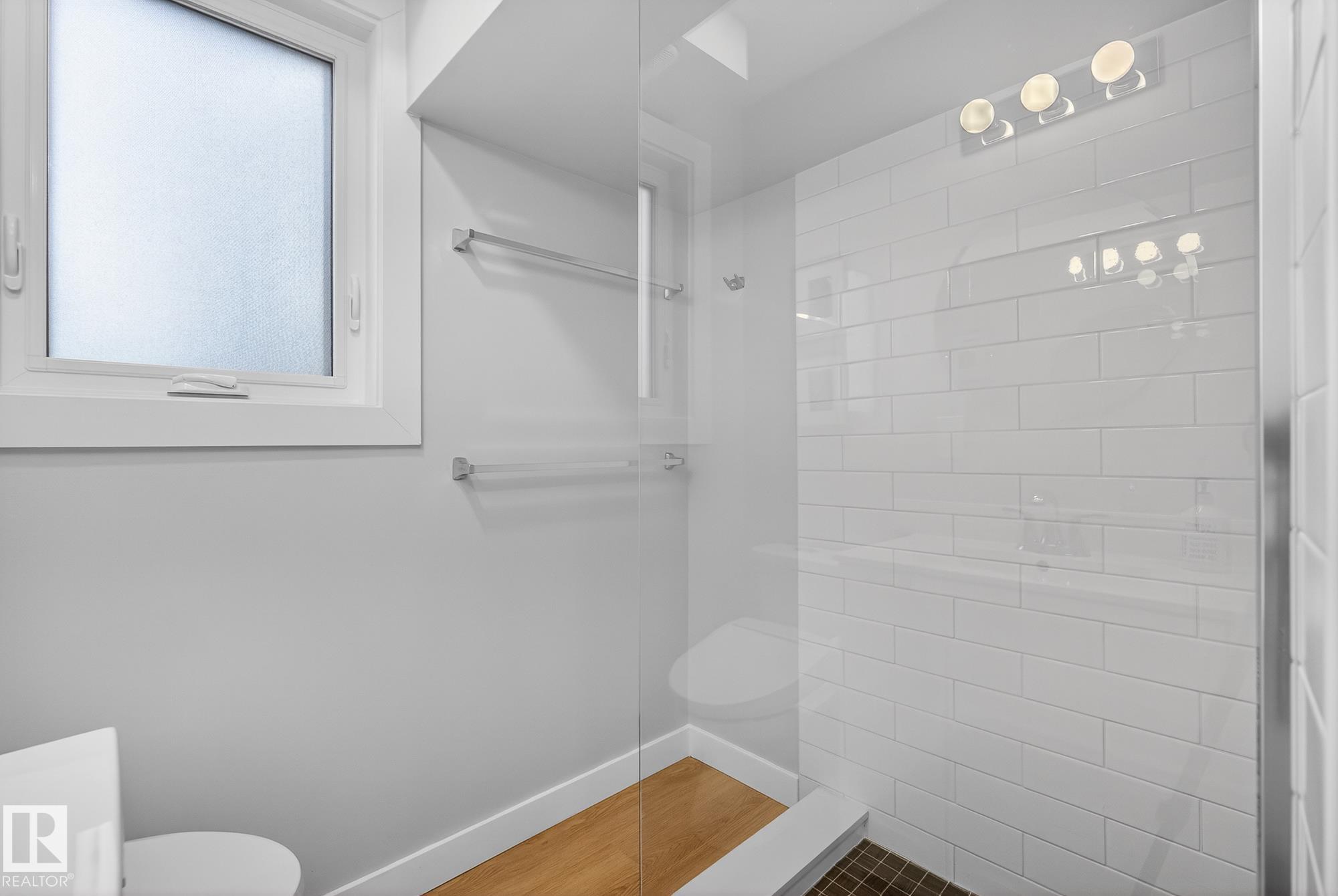 Photo 21 at 9327 86 Street NW, Strathearn, Edmonton