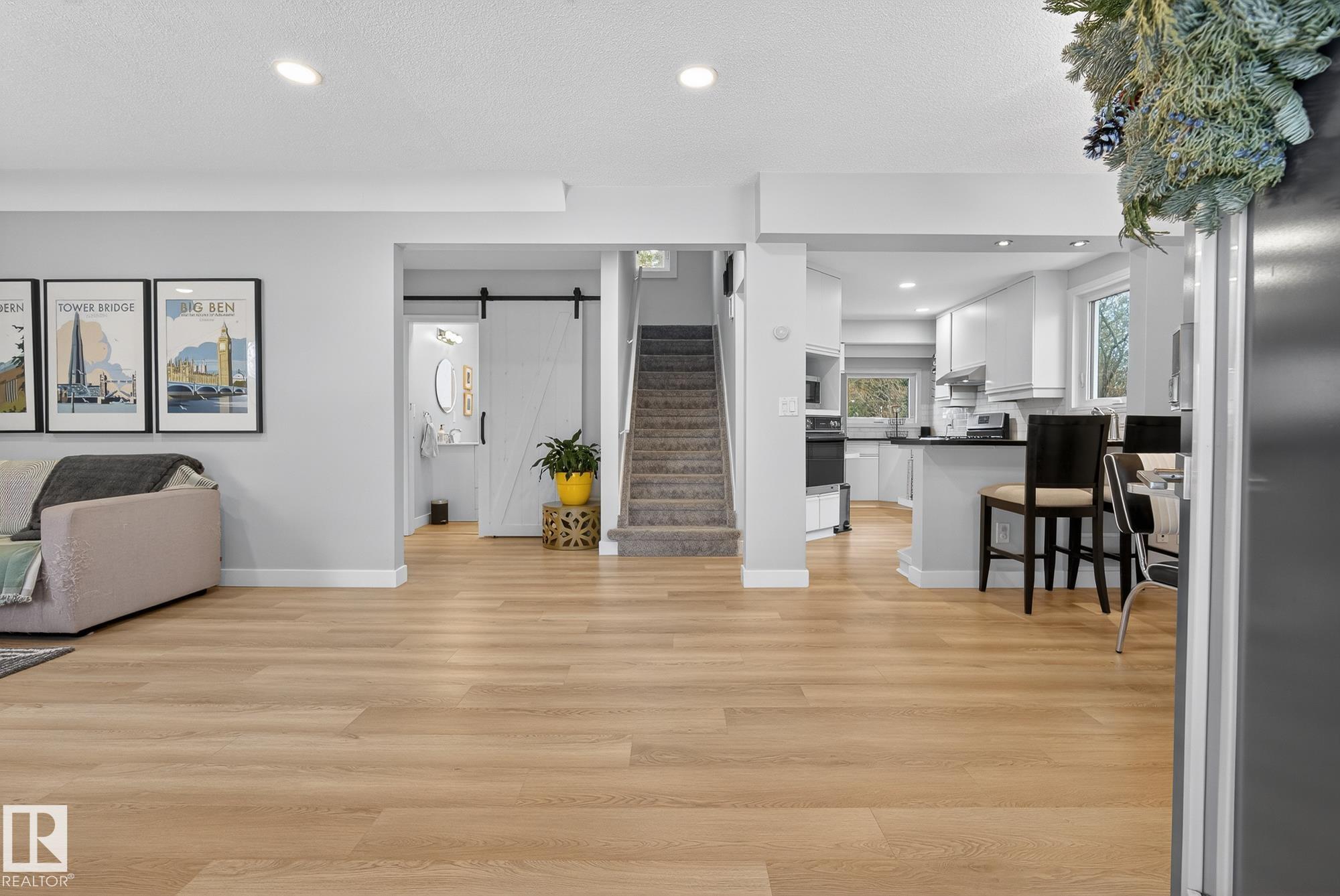 Photo 4 at 9327 86 Street NW, Strathearn, Edmonton