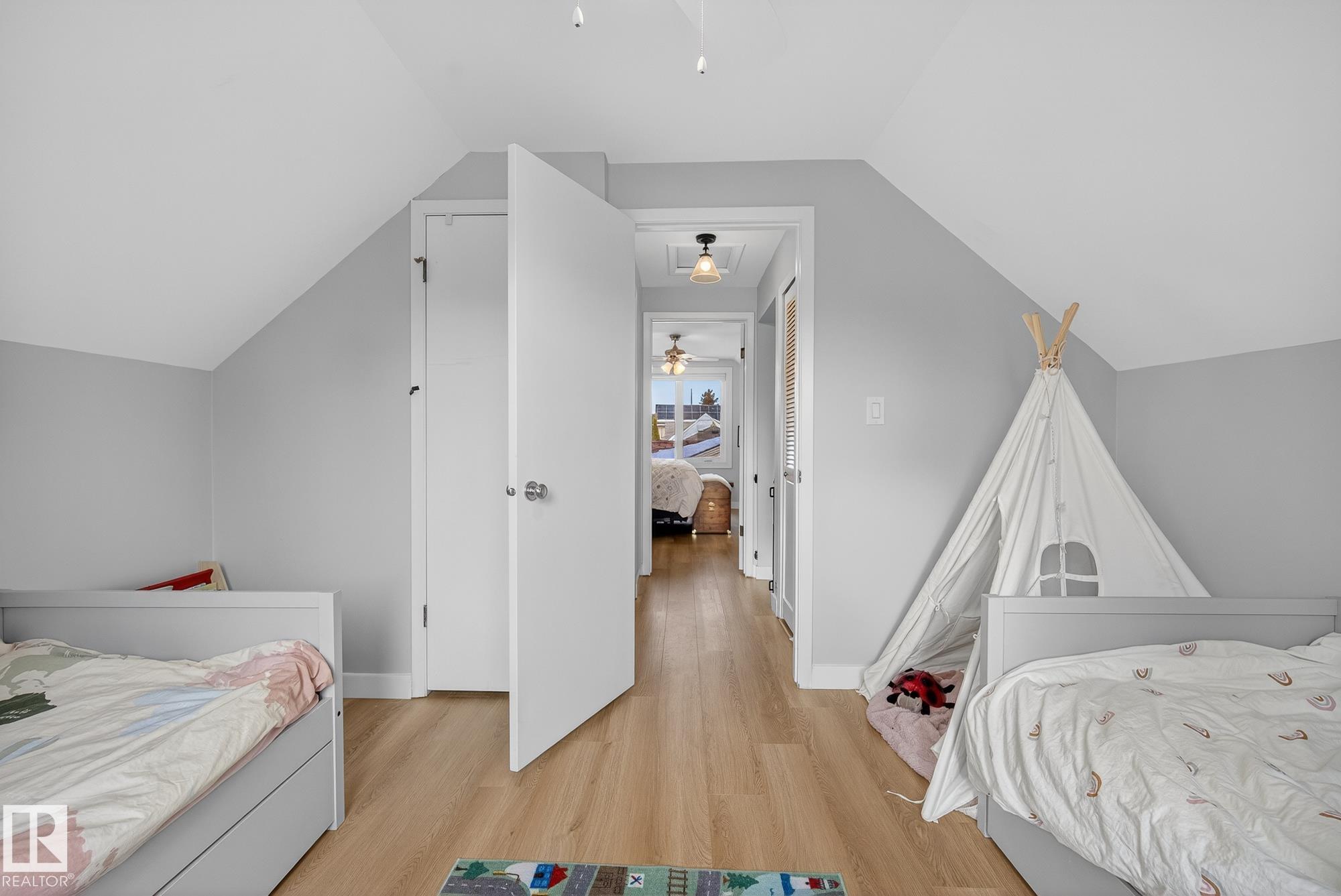 Photo 31 at 9327 86 Street NW, Strathearn, Edmonton