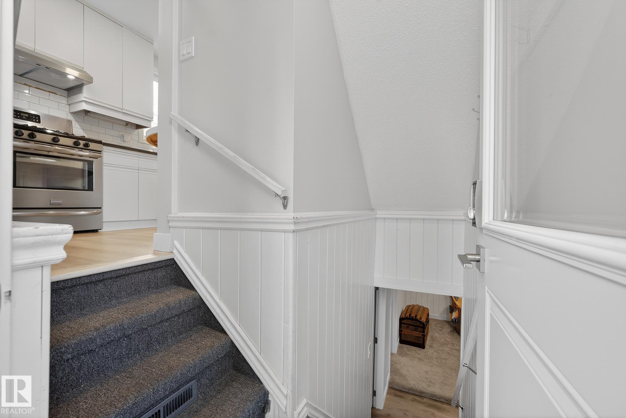 Photo 33 at 9327 86 Street NW, Strathearn, Edmonton