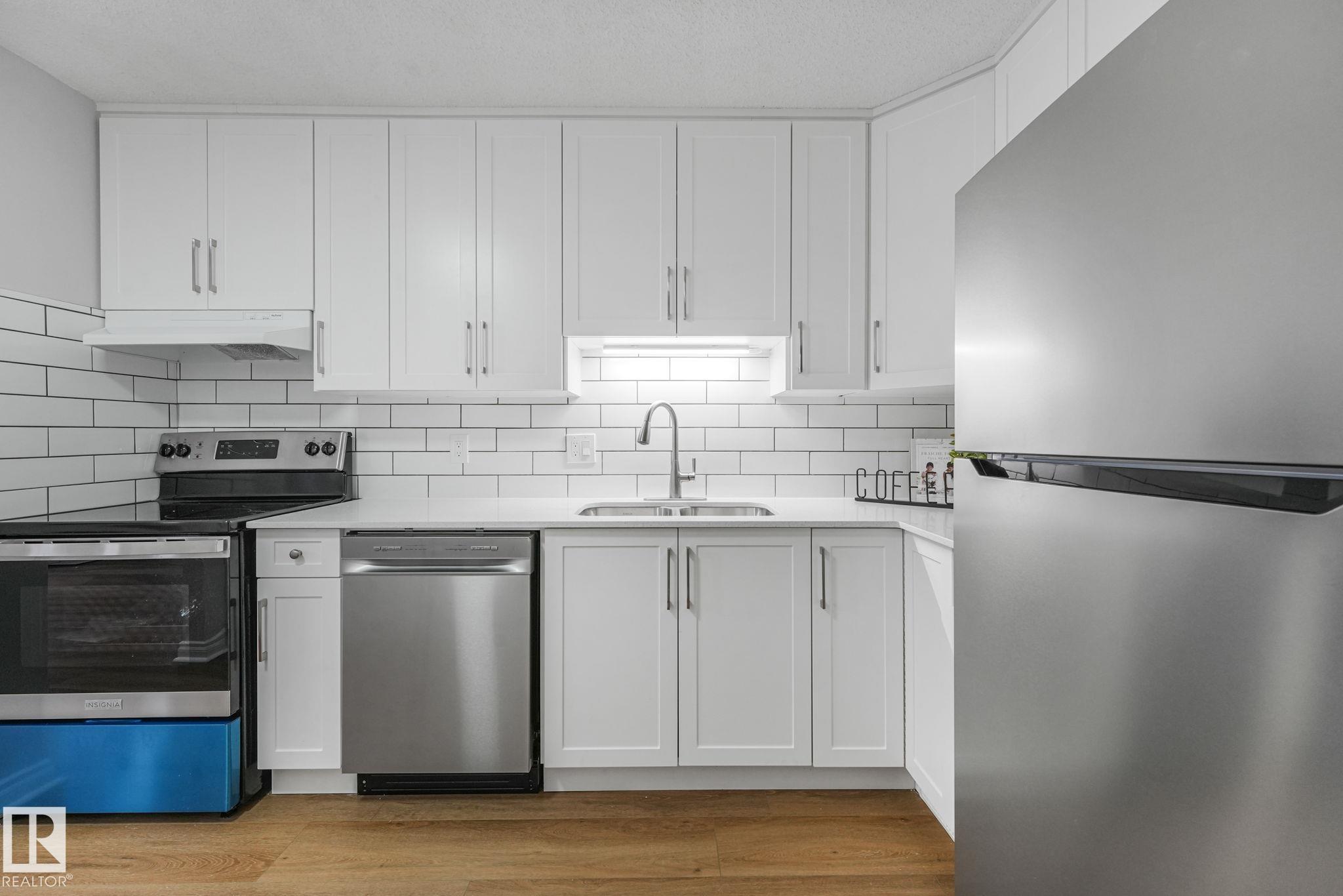 Photo 15 at 70 Hearthstone NW, Brander Gardens, Edmonton