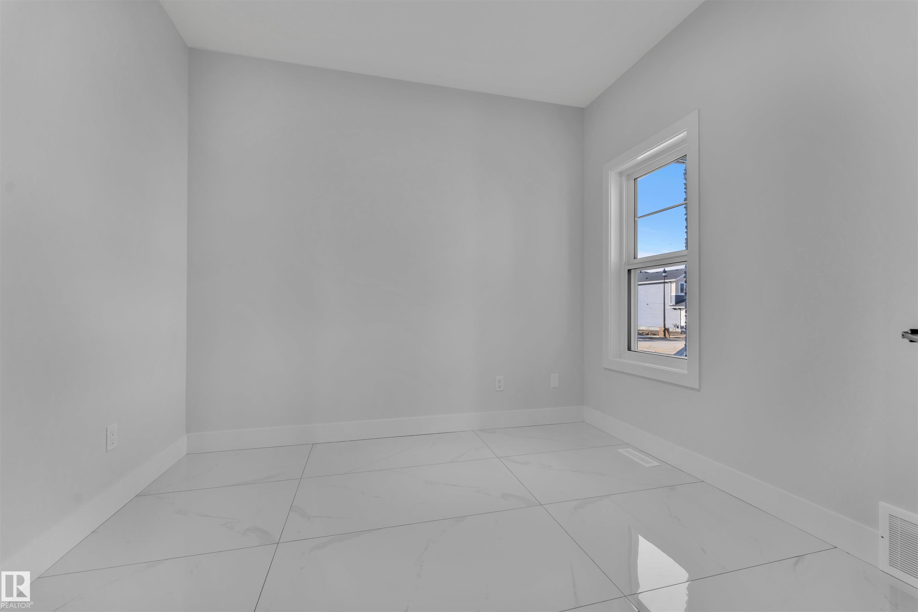 Photo 19 at 47 Norwyk Way, Fenwyck, Spruce Grove