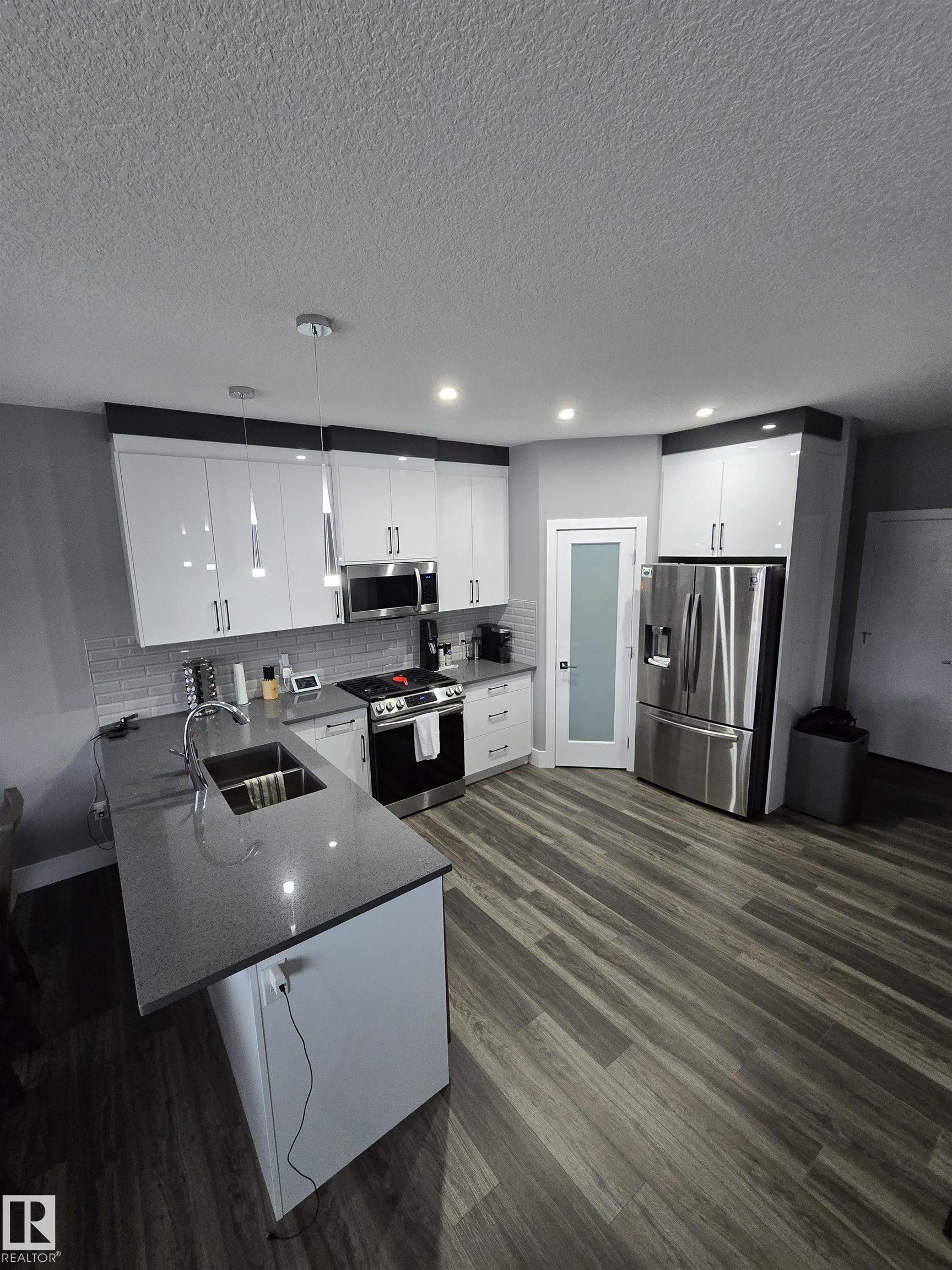 Picture for 1641 Enright WY NW NW