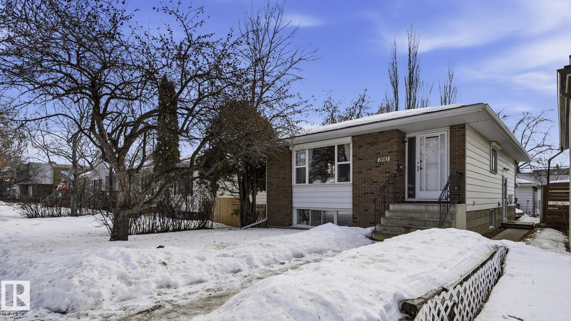 Picture for 8911 83 AV NW