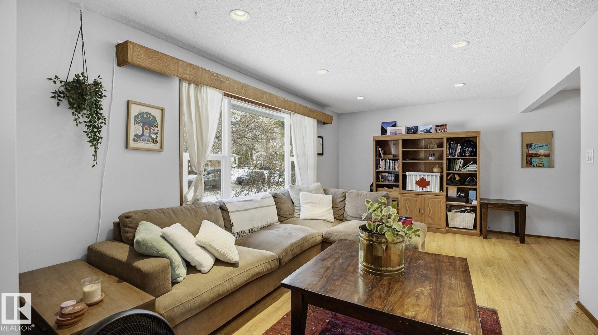 Picture for 8911 83 AV NW