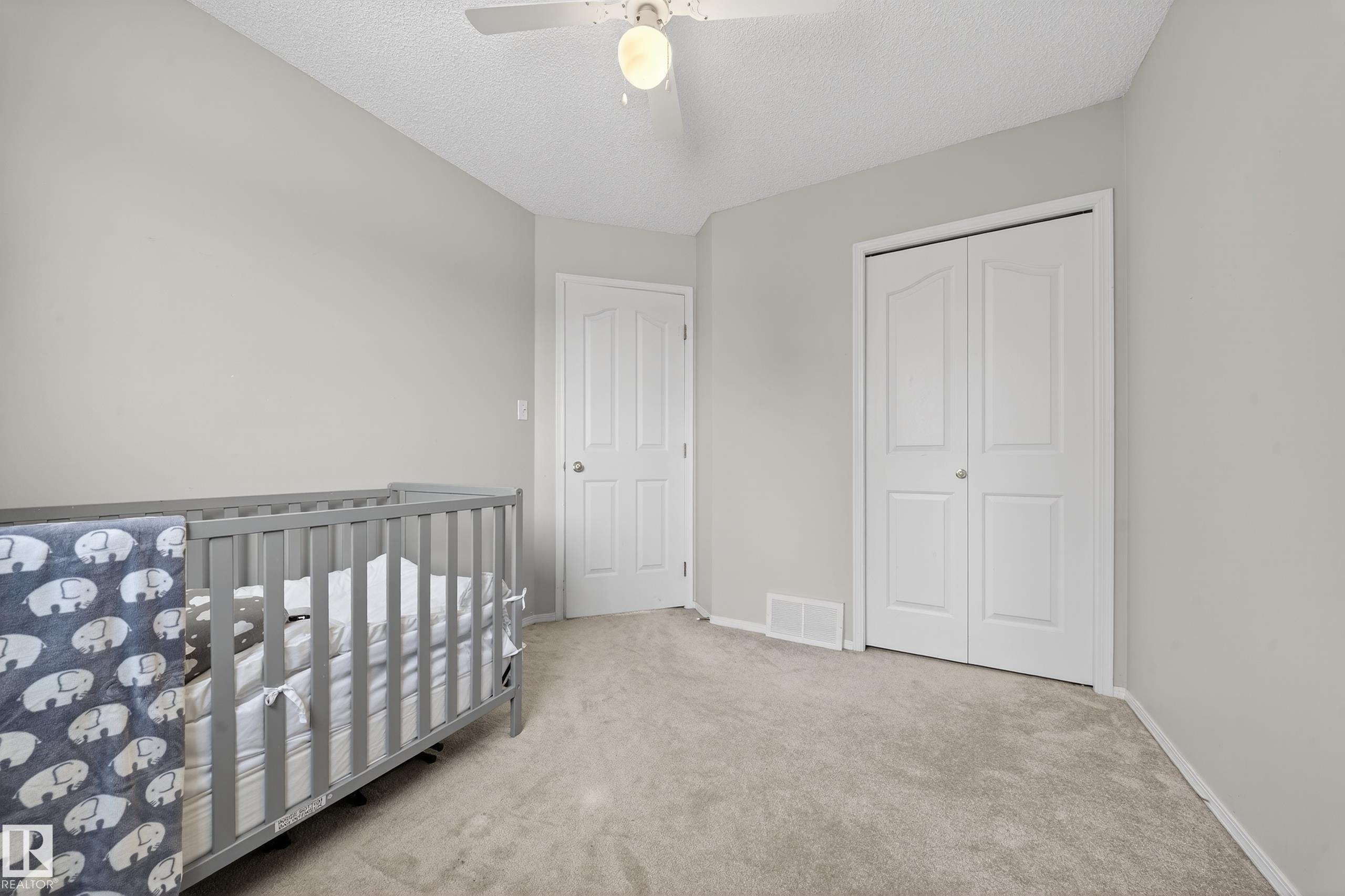 Photo 32 at 207 River point(e) NW, Kernohan, Edmonton