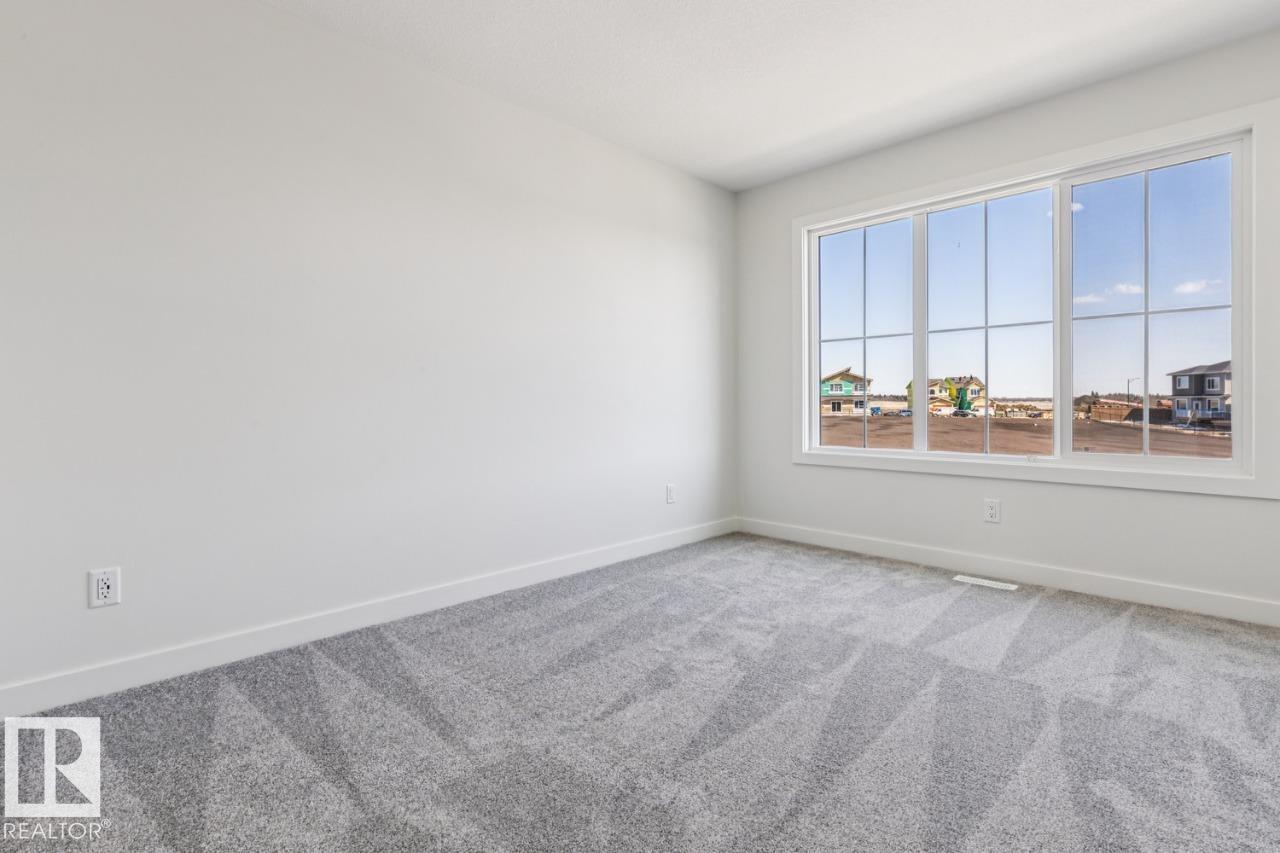 https://zimg.paragon.ice.com/ParagonImages/Property/PM/RAE/225385032/15/0/0/07fdff8adb8242f3d7da5b1b24233aa9/1/d5dad9b3c666697ad88e4cc031ee40c0/225385032-cfa49f59-91a9-4ad3-9219-8f03593f2966.JPG