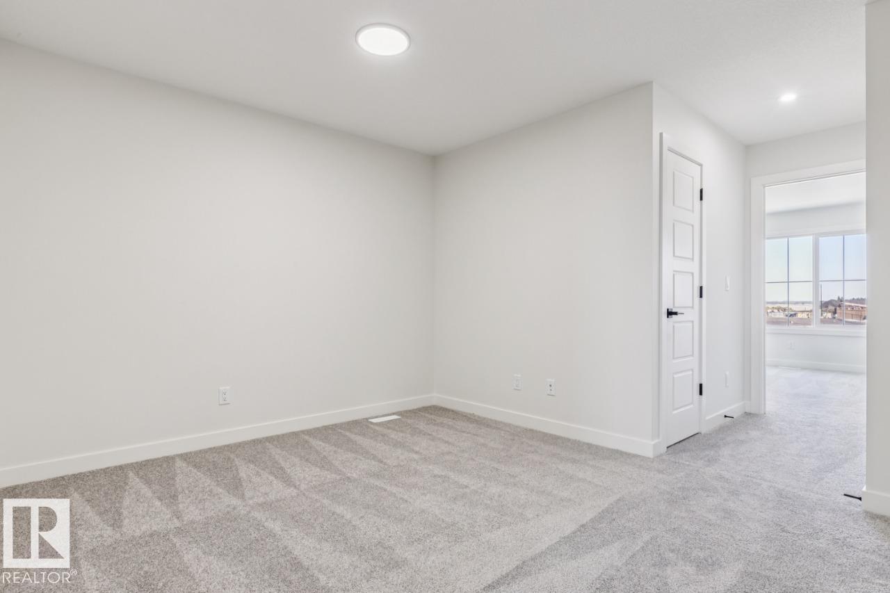 https://zimg.paragon.ice.com/ParagonImages/Property/PM/RAE/225385032/24/0/0/c48719ec8d7db91744b3ed3af624272e/1/d5dad9b3c666697ad88e4cc031ee40c0/225385032-a98883a3-347f-4de0-97cc-dd309f7fd240.JPG