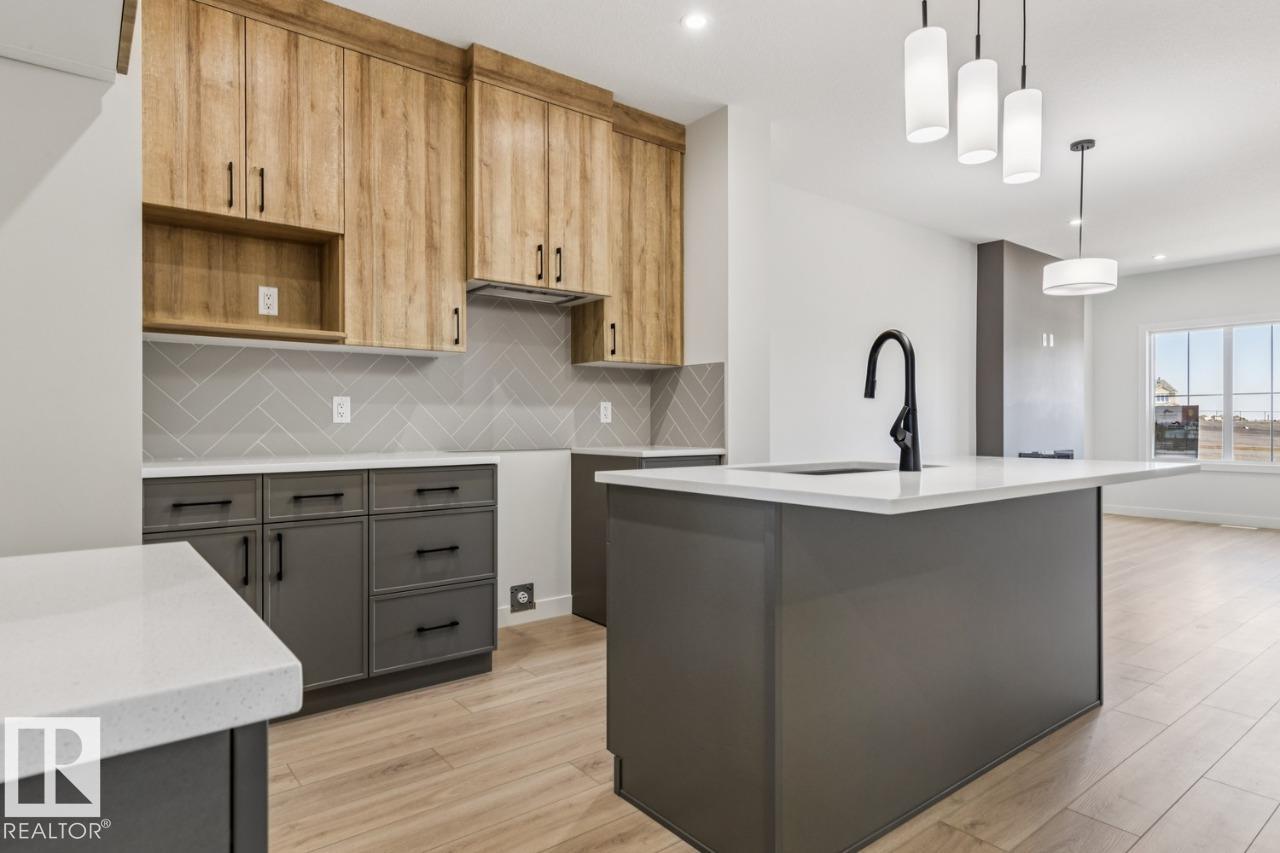 https://zimg.paragon.ice.com/ParagonImages/Property/PM/RAE/225385032/8/0/0/0b25c33ae55997120d688bc02f4bbeb1/1/d5dad9b3c666697ad88e4cc031ee40c0/225385032-1894973f-a7b0-438b-9ed6-5704b5fd7489.JPG
