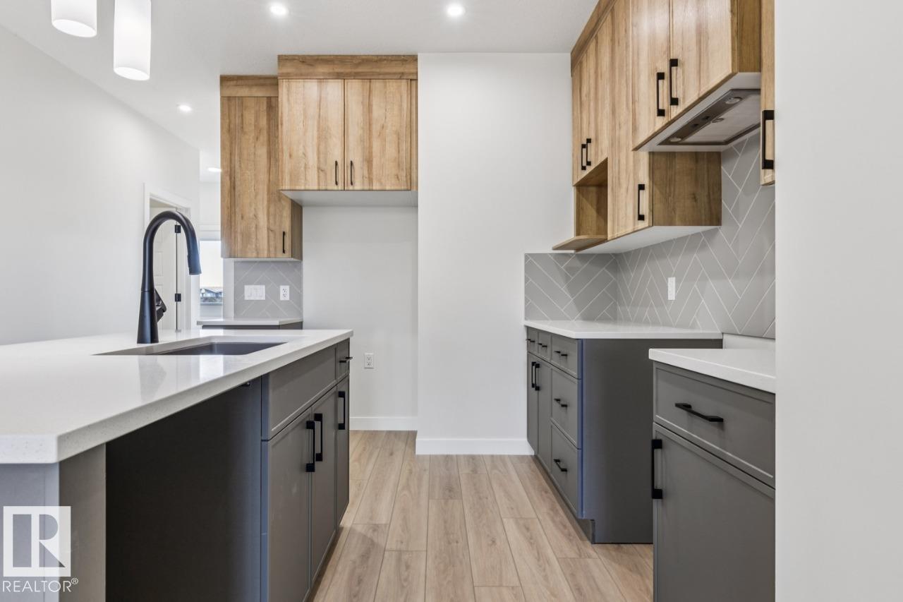 https://zimg.paragon.ice.com/ParagonImages/Property/PM/RAE/225385032/9/0/0/bc96c549addfd8de6bf359b3d44eb6e0/1/d5dad9b3c666697ad88e4cc031ee40c0/225385032-ffc9cb10-dbe5-4a1d-95d2-0cc851a7eee7.JPG