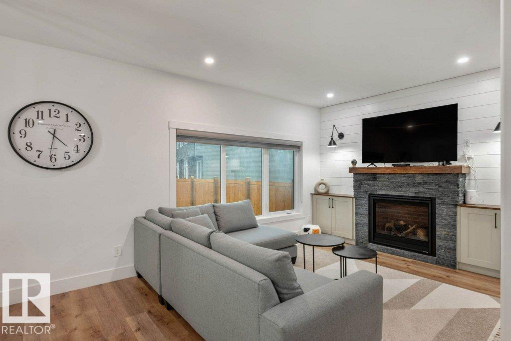 Photo 19 at 5094 Edgemont Boulevard NW, Edgemont, Edmonton