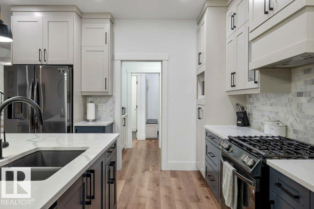 Photo 3 at 5094 Edgemont Boulevard NW, Edgemont, Edmonton