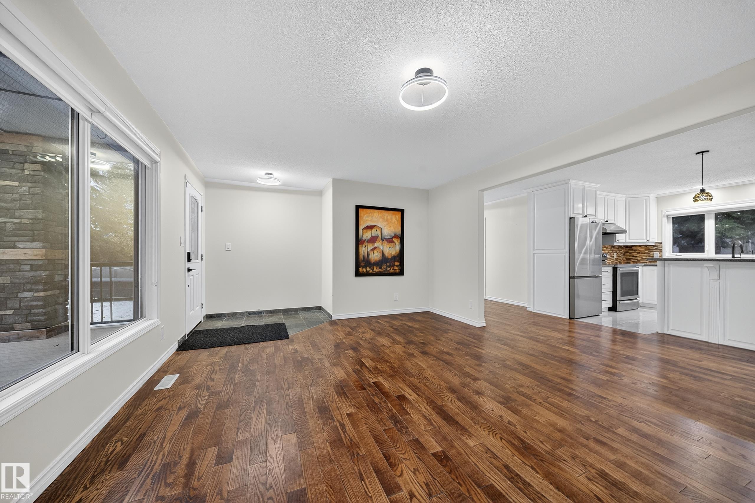 Photo 12 at 37 - 51528 Rge Road 262, Sunset View Acres, Rural Parkland County