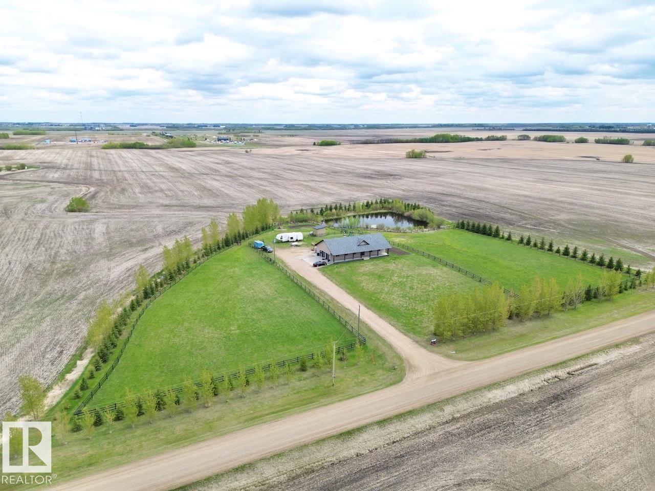 Photo 12 at 57317 Range Road 254, None, Rural Sturgeon County