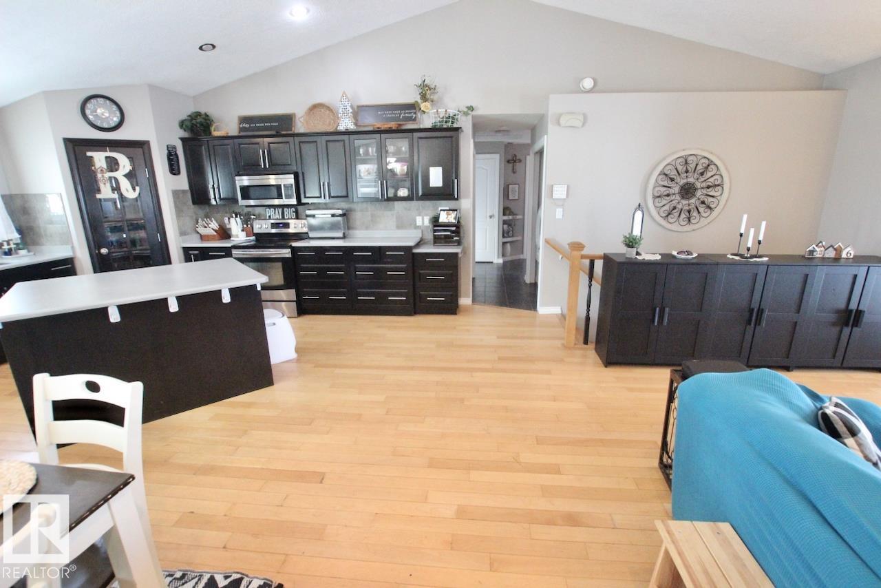 Photo 21 at 57317 Range Road 254, None, Rural Sturgeon County