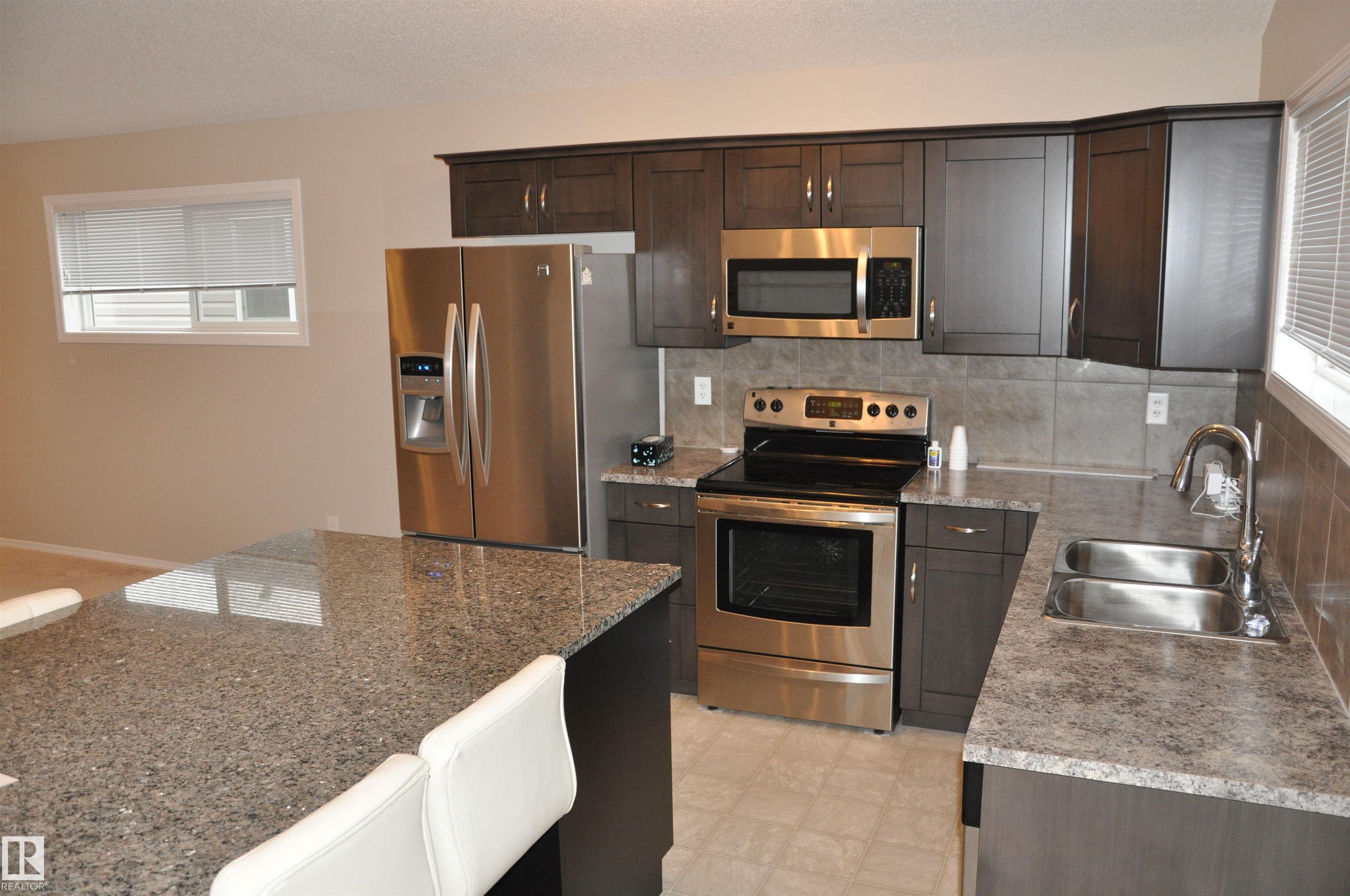 Photo 6 at 159, 142 Selkirk Place, Suntree, Leduc