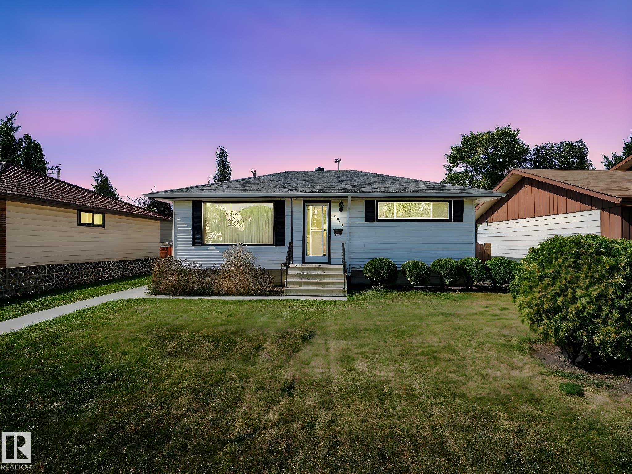 Picture for 9010 MEADOWLARK RD NW